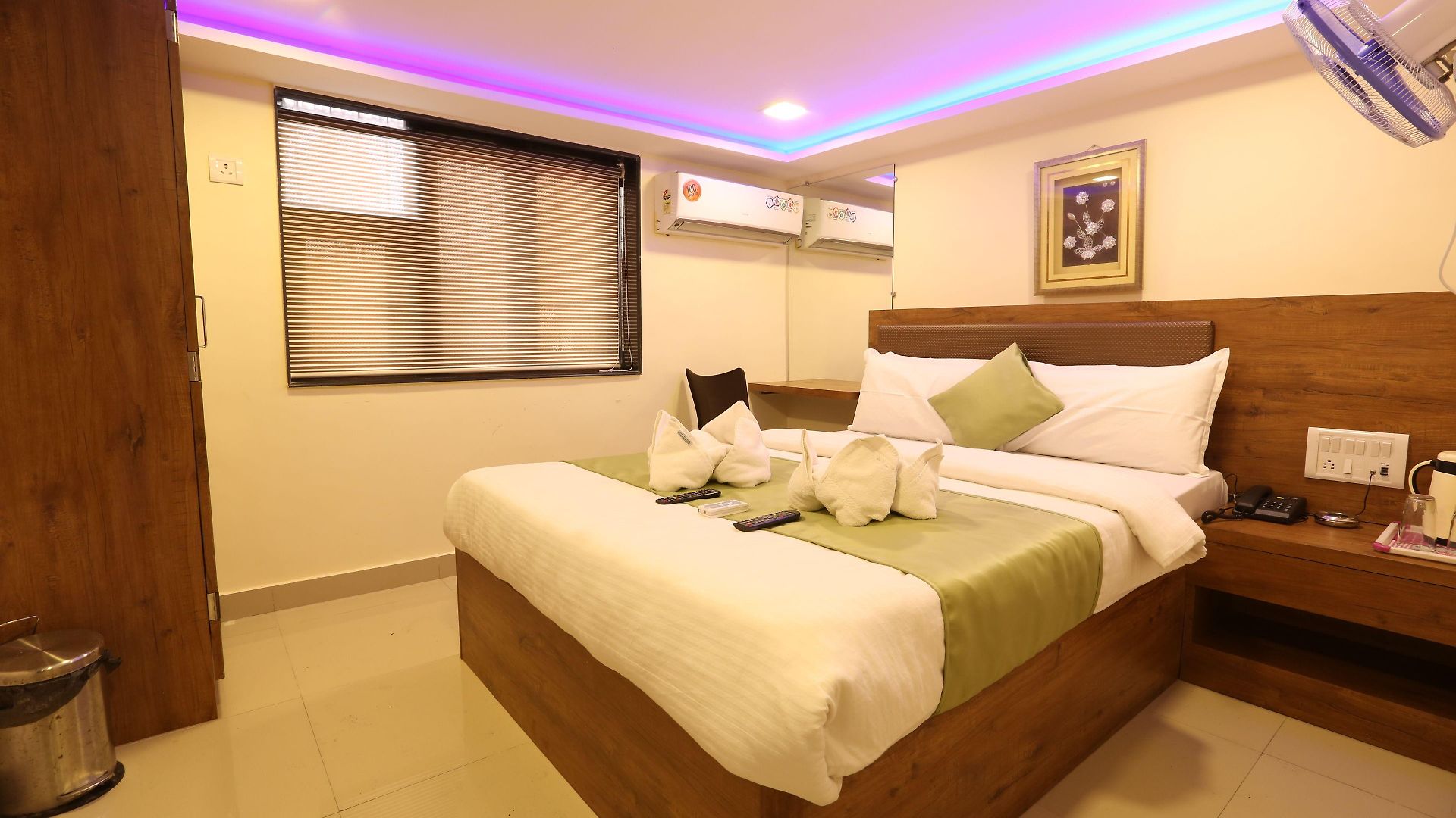 Hotel Happyland