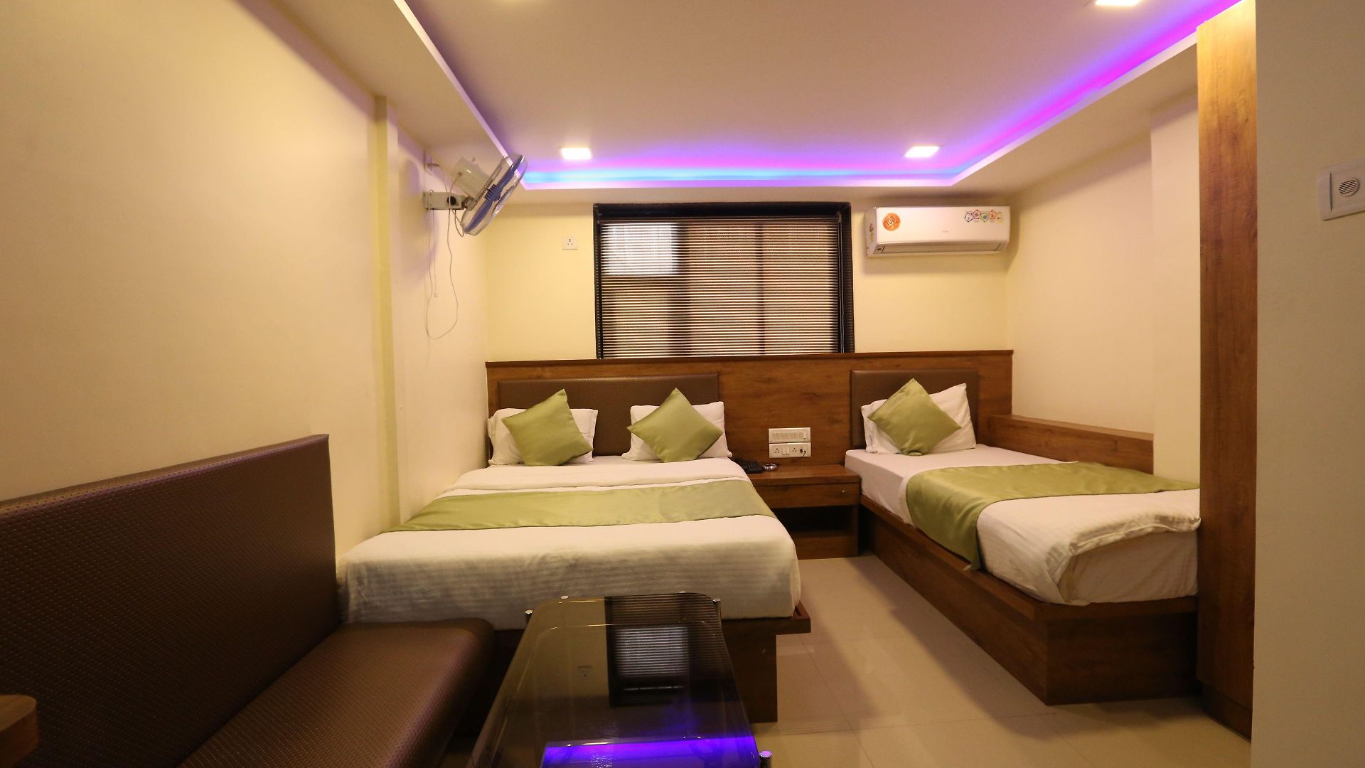 Happyland Hotel 3*
