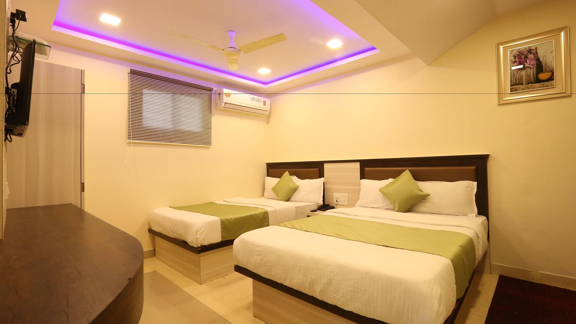 Happyland Hotel