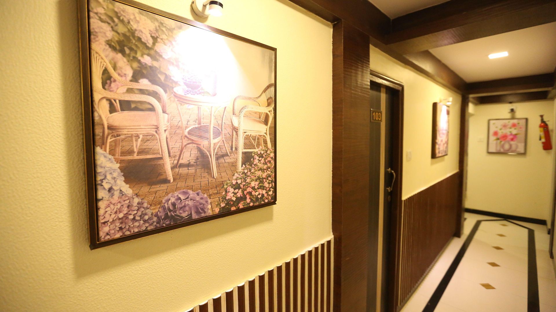 Happyland Hotel
