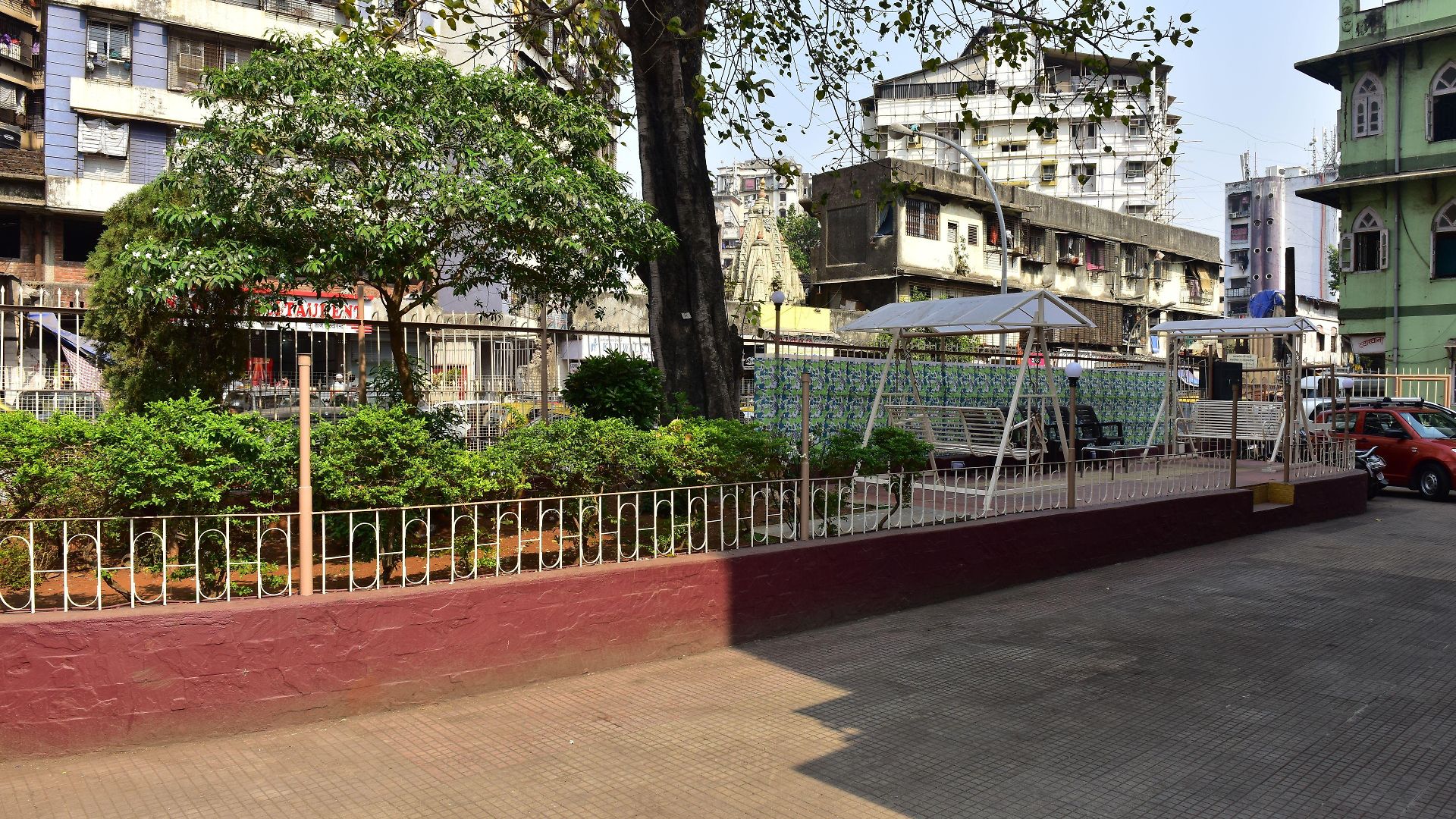 Kalpana Palace, Hotel