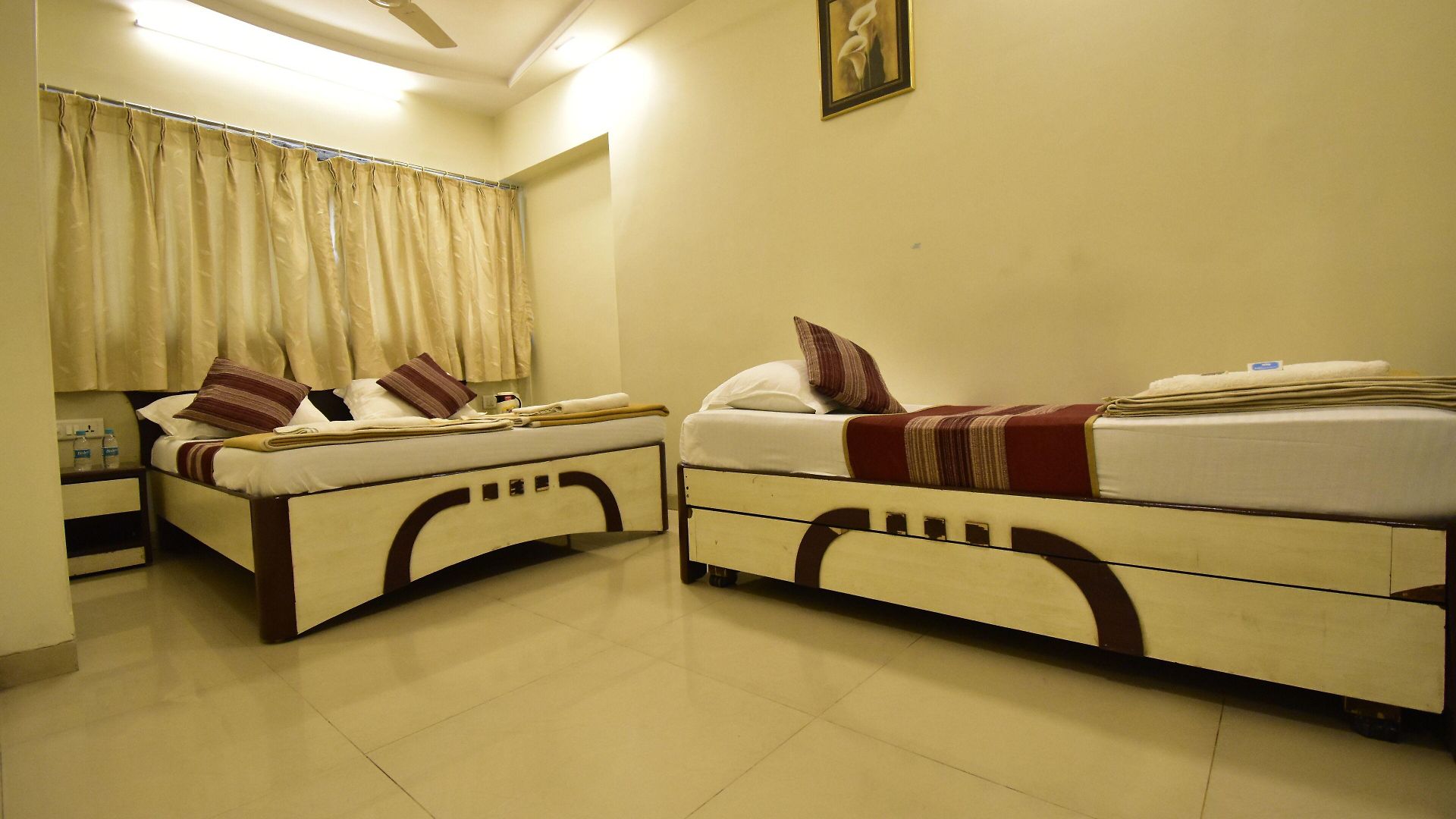 Kalpana Palace, Hotel 2*