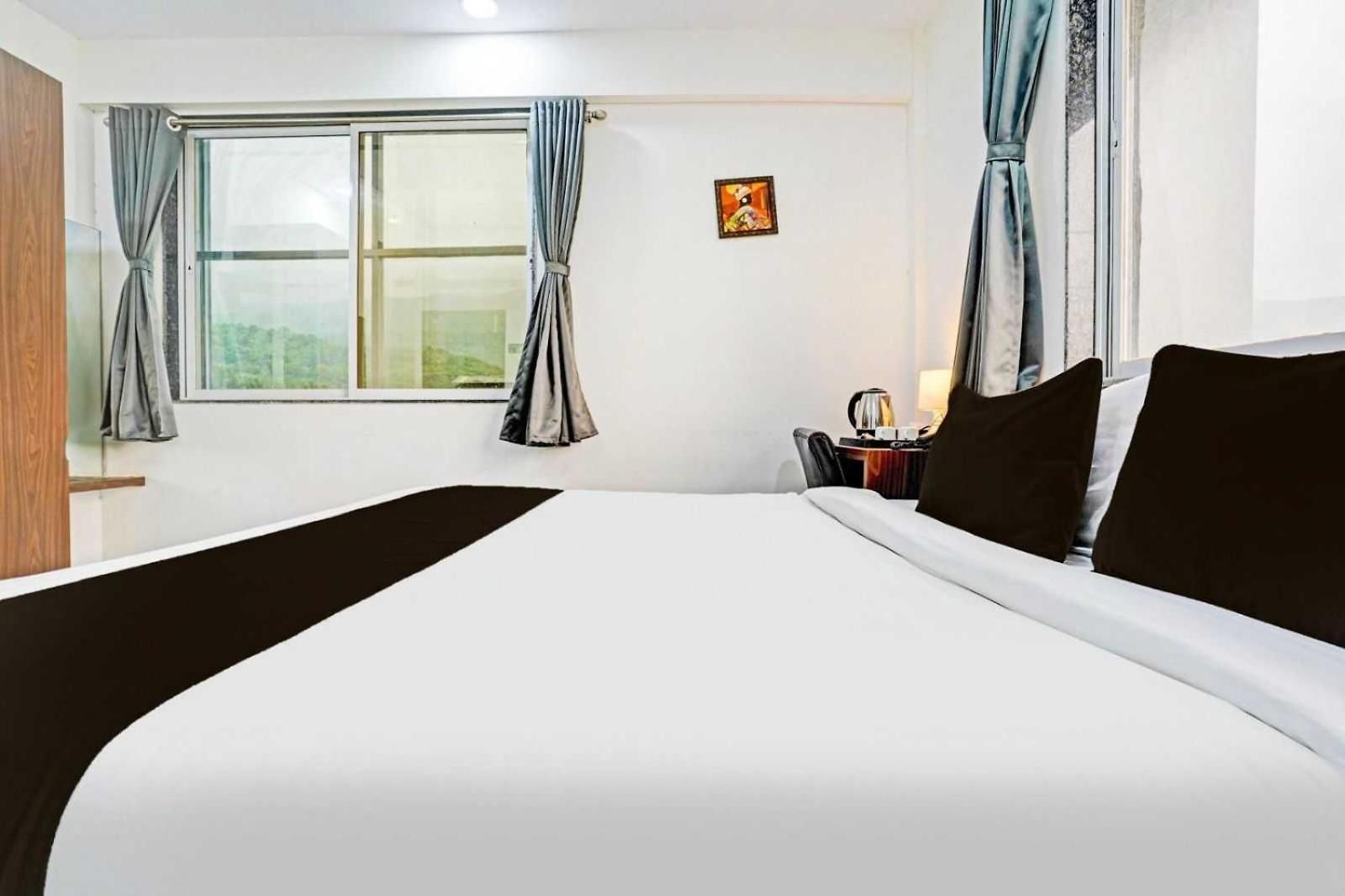 Townhouse Oak Dombiwali Midc Formerly Hotel