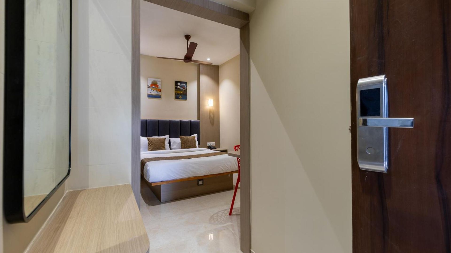 Metroplex Near Bkc 2*