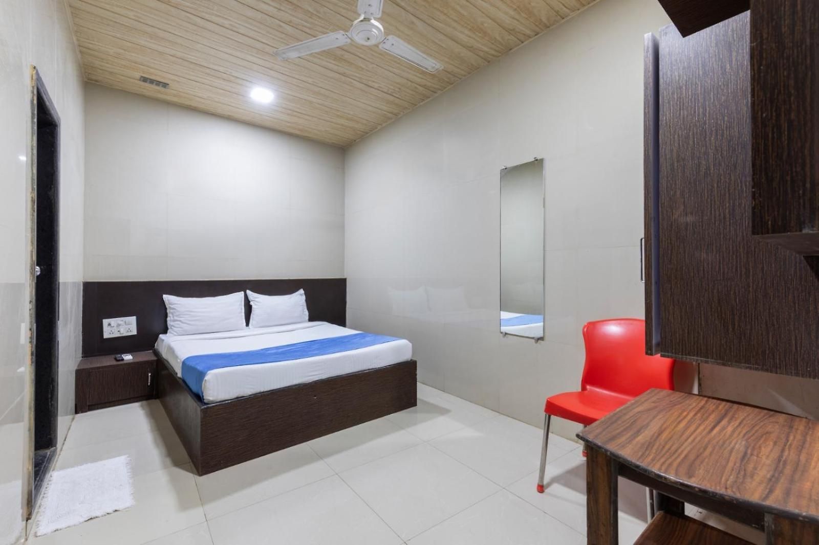 Ajwa 3* Mumbai