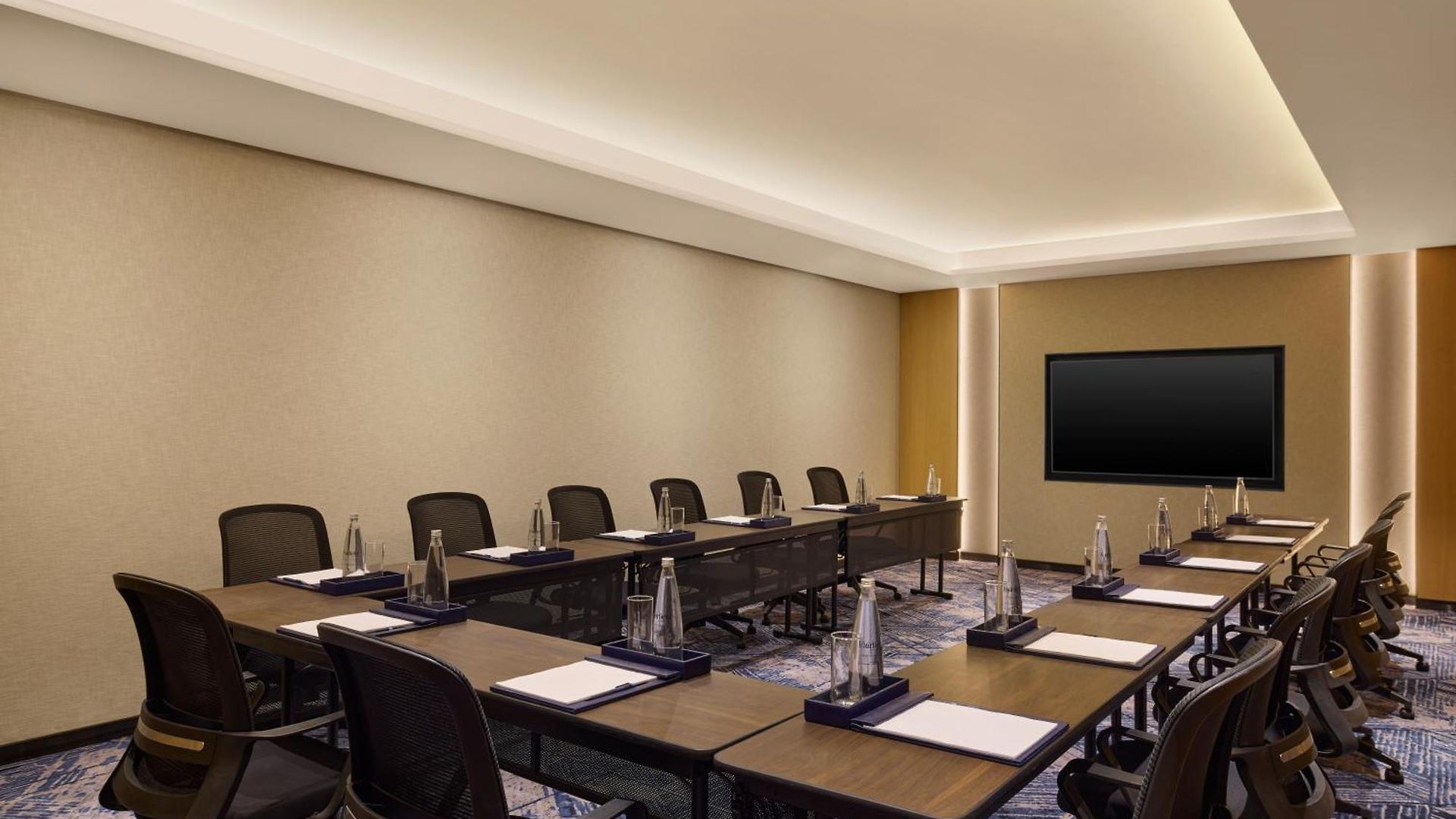 Fairfield By Marriott Andheri West Hotel 4*