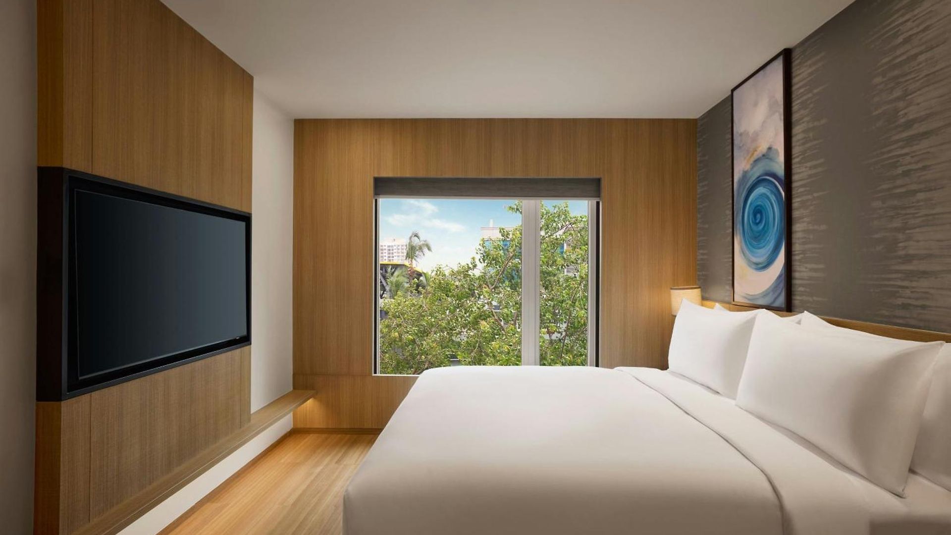 Hotel Fairfield By Marriott Andheri West 4*
