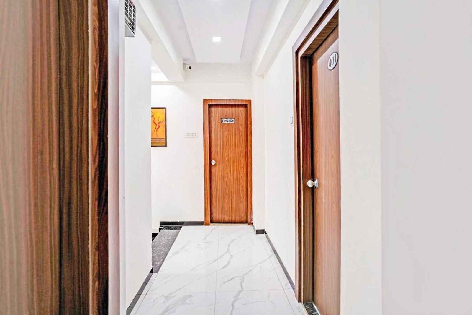 Hotel Townhouse Oak Dombiwali Midc Formerly