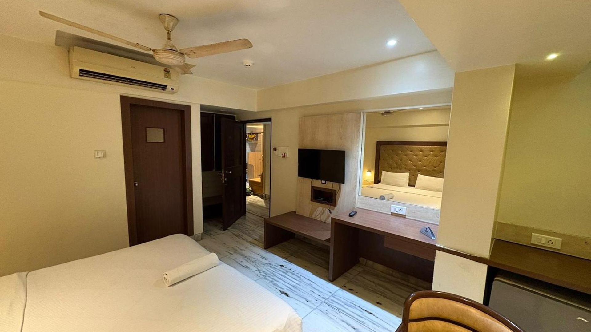 Pravasi Residency Hotel
