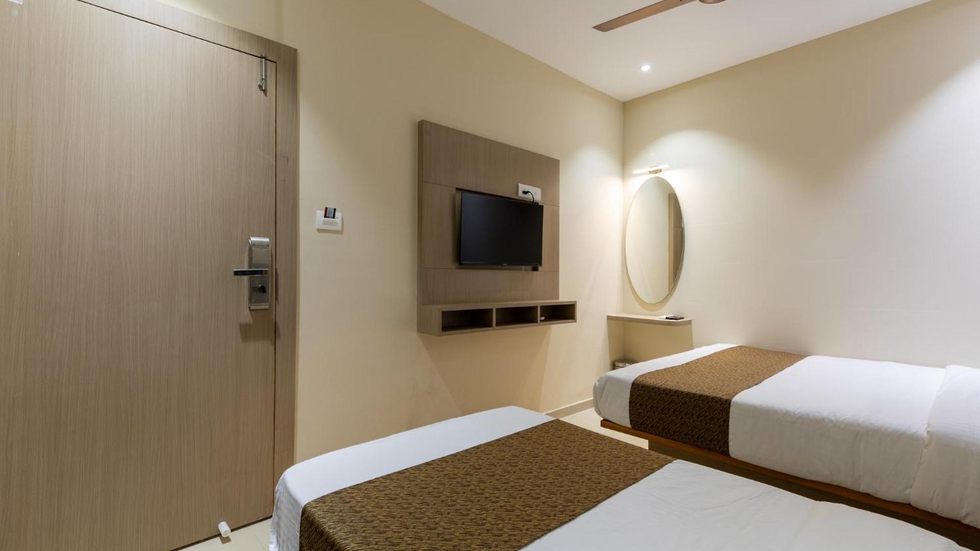 Metroplex Near Bkc