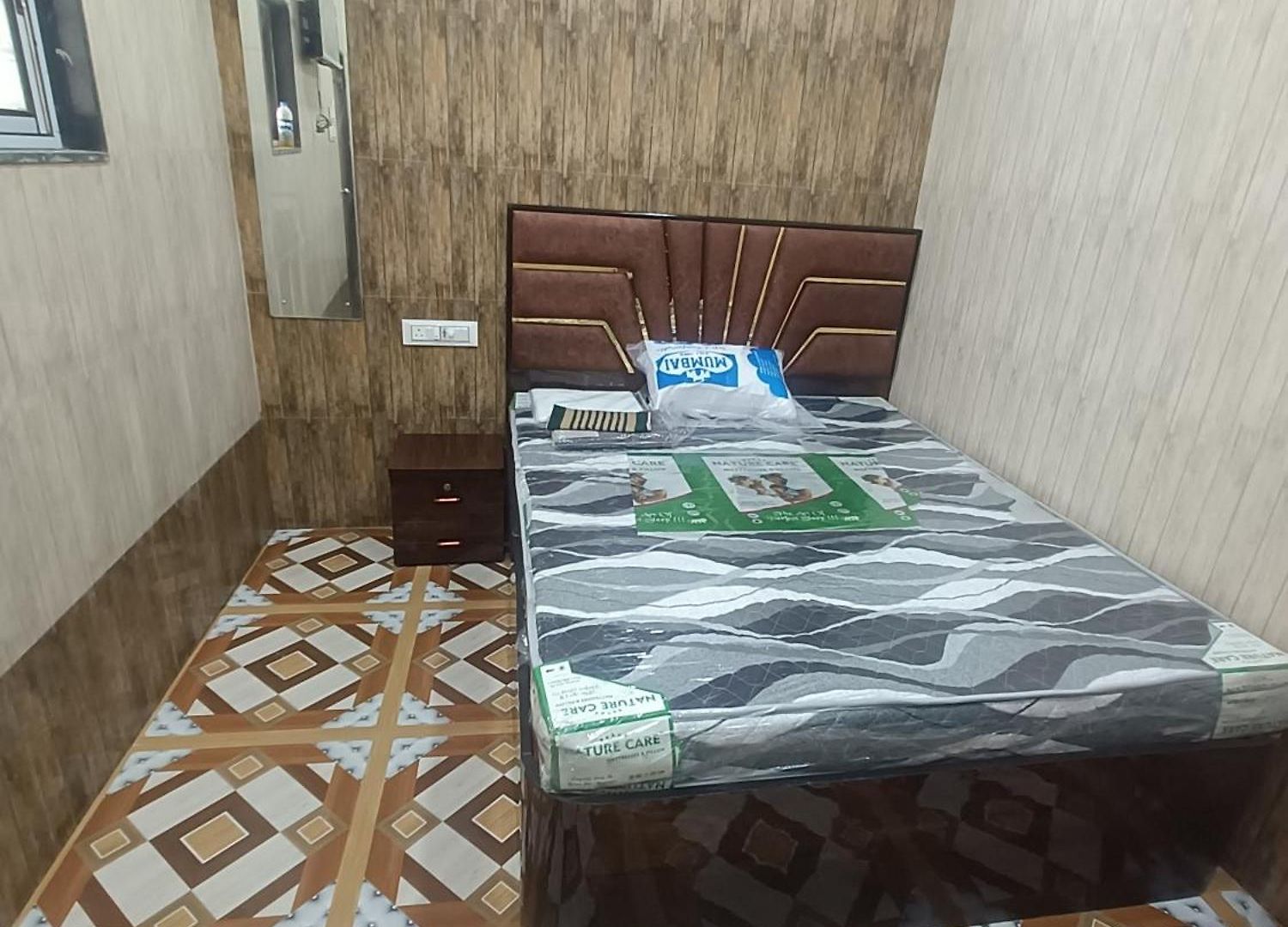 Hotel Bhagirath *