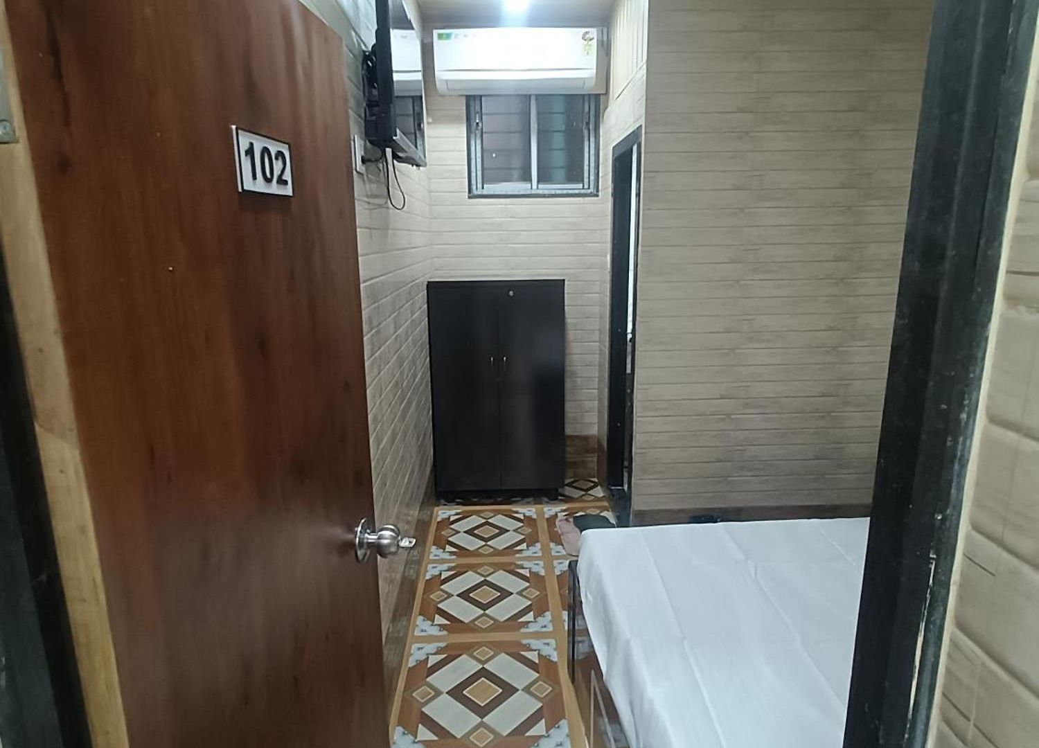 Hotel Bhagirath Mumbai