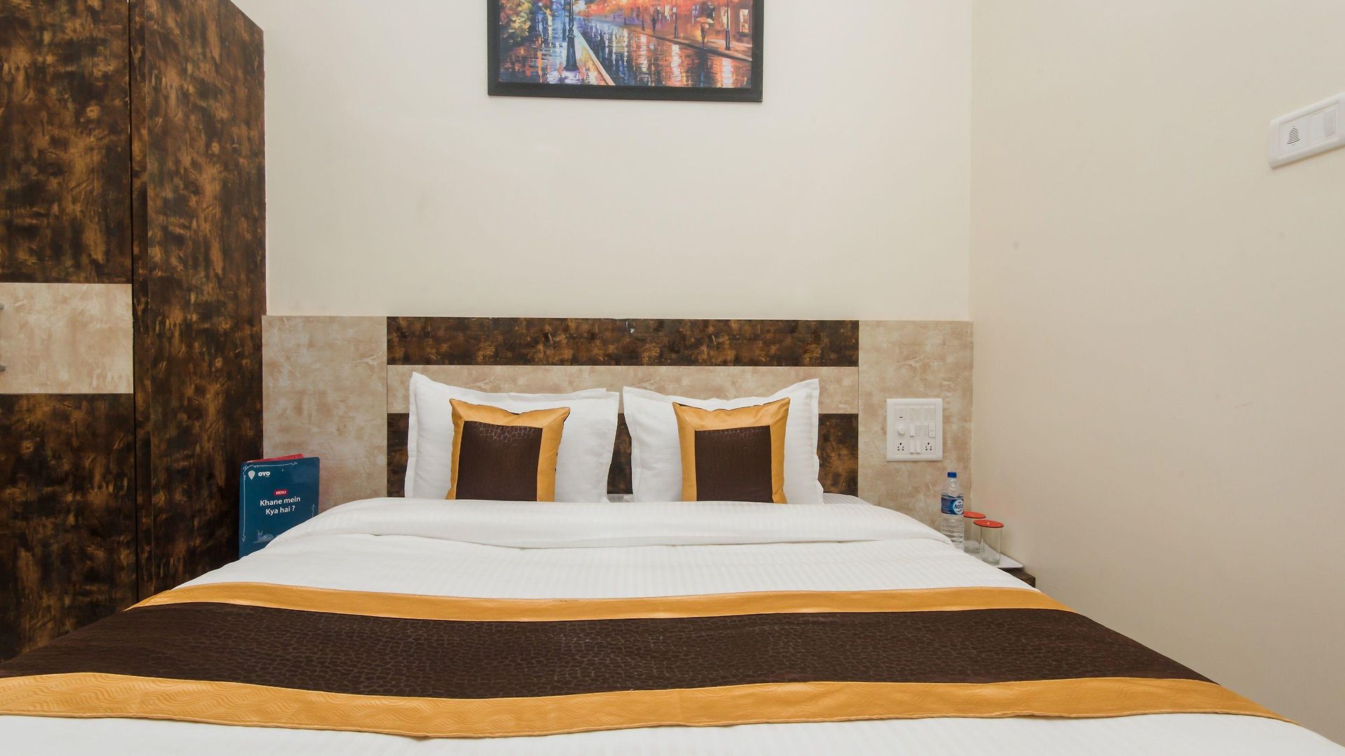 Fabhotel Embassy Grand