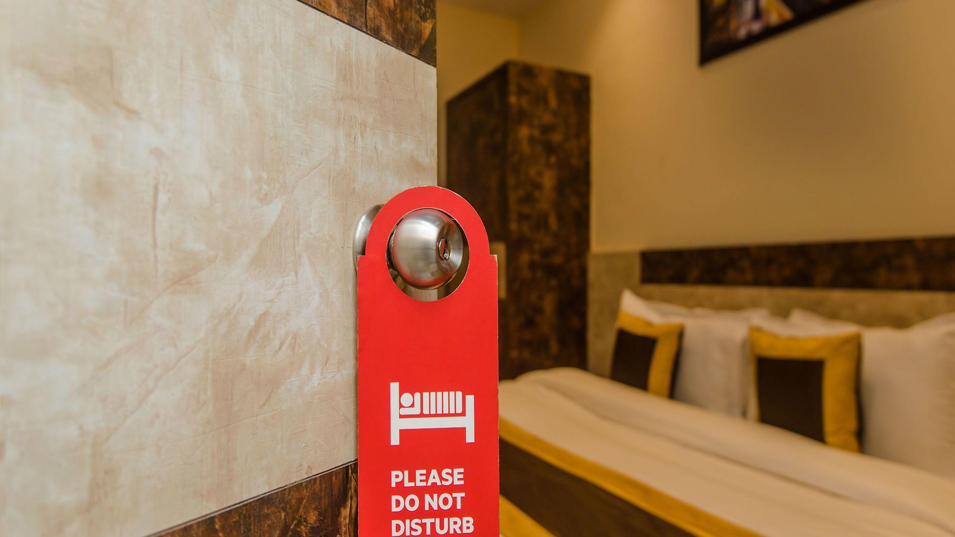 Fabhotel Embassy Grand Mumbai