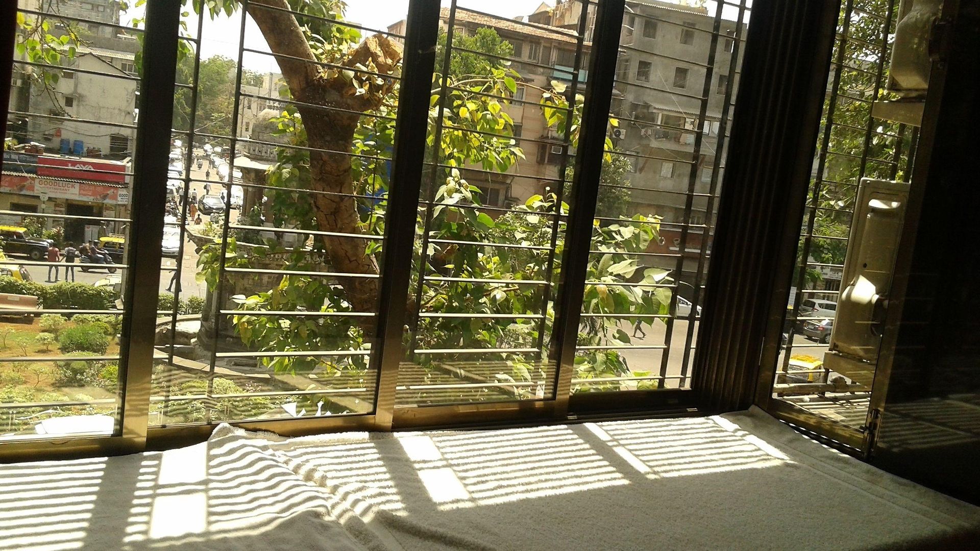 Hotel Popular Palace Mumbai