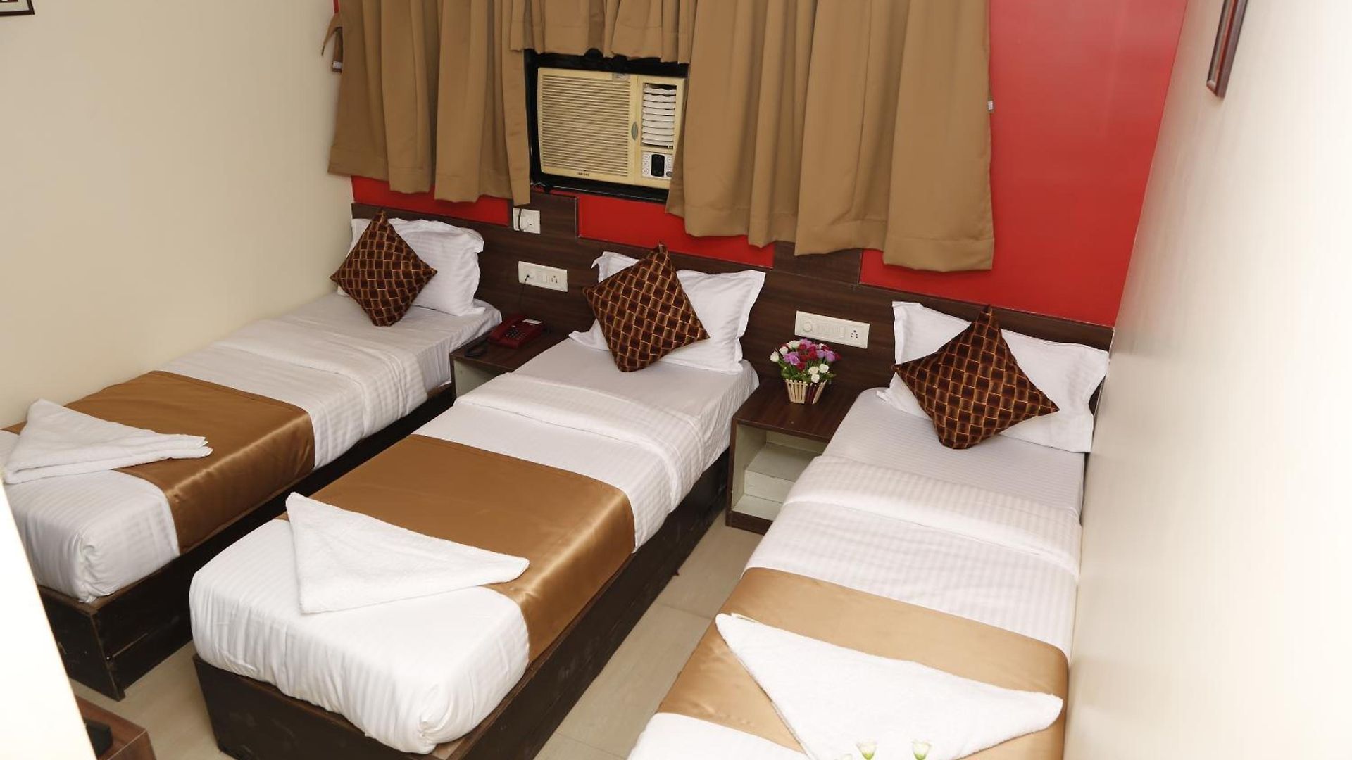 Royal Onix Inn 2*