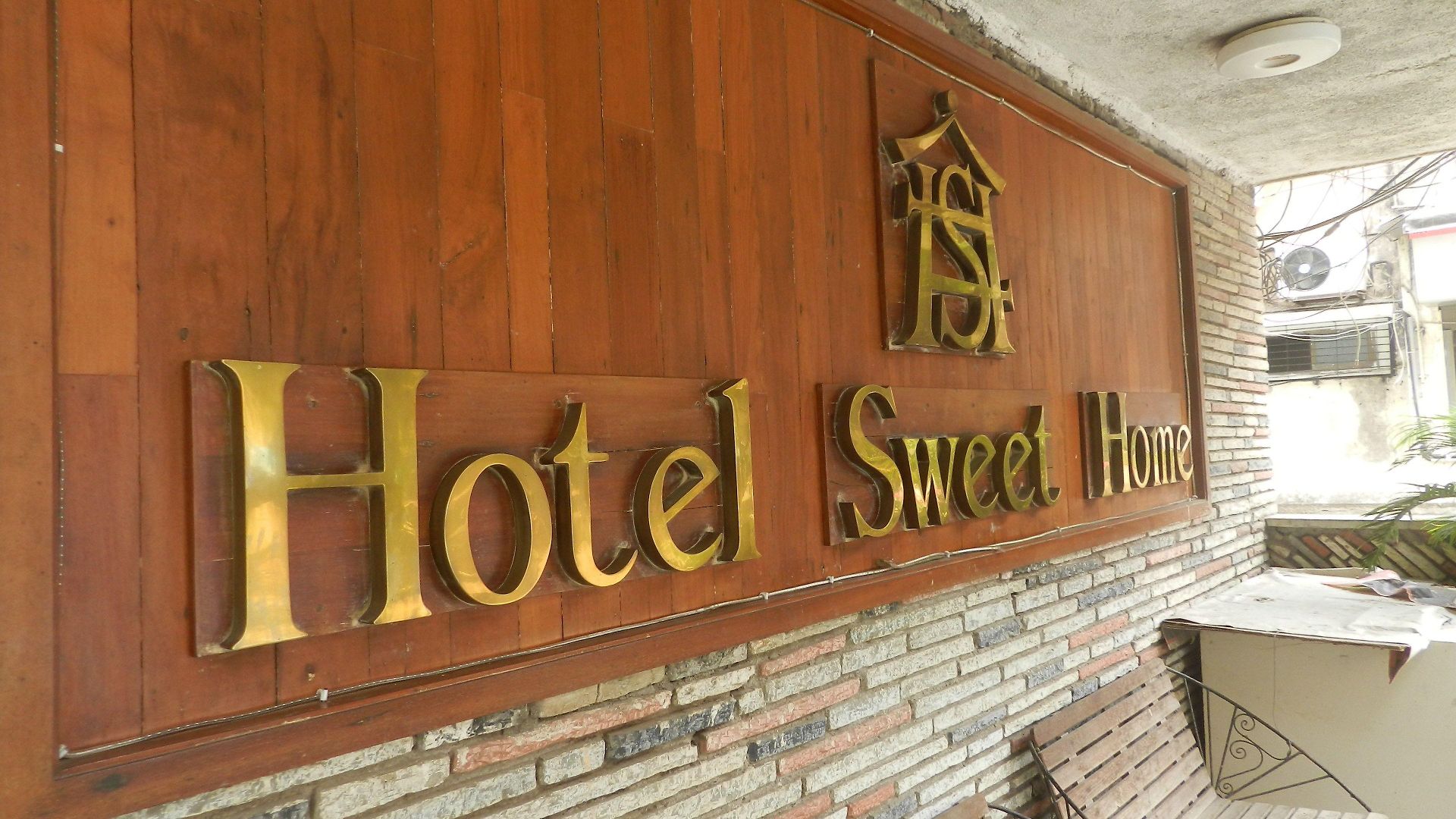Hotel Sweet Mumbai