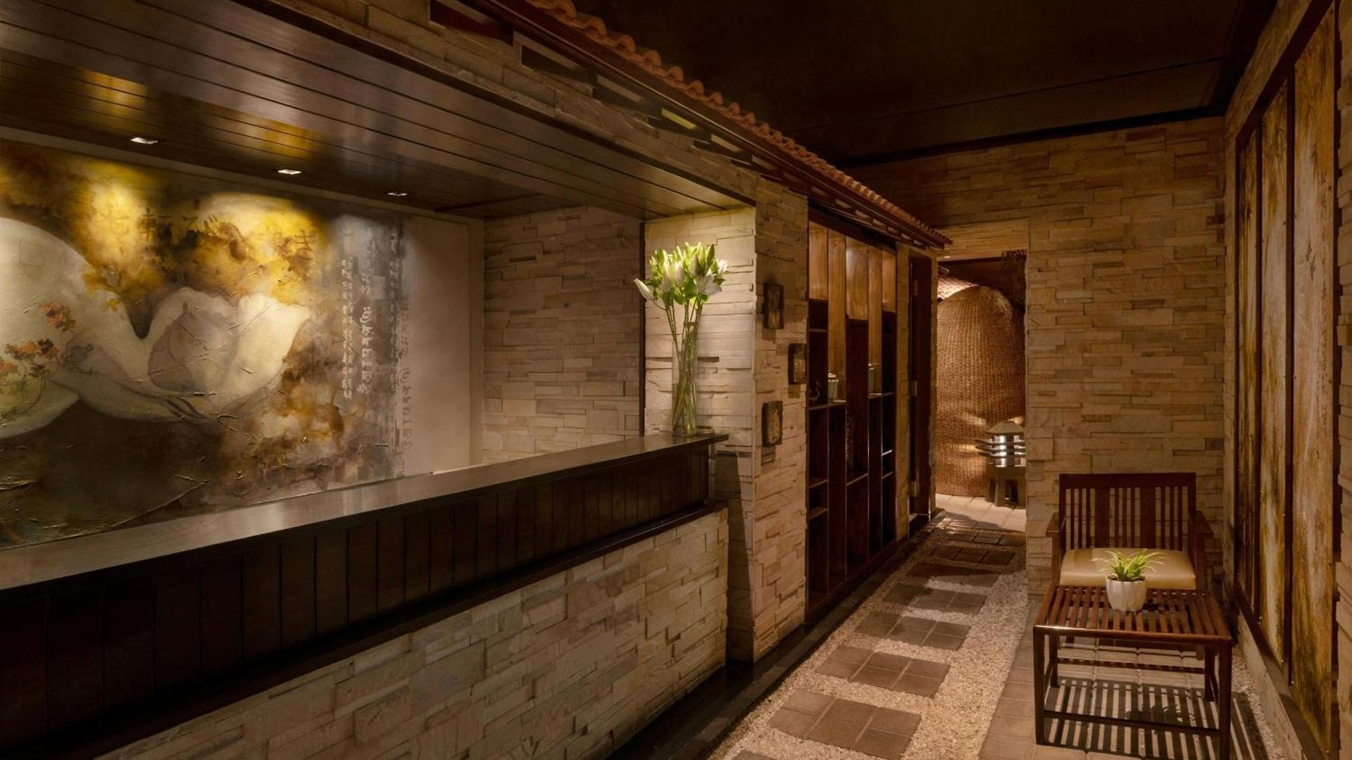 Courtyard By Marriott International Airport Hotel 5*