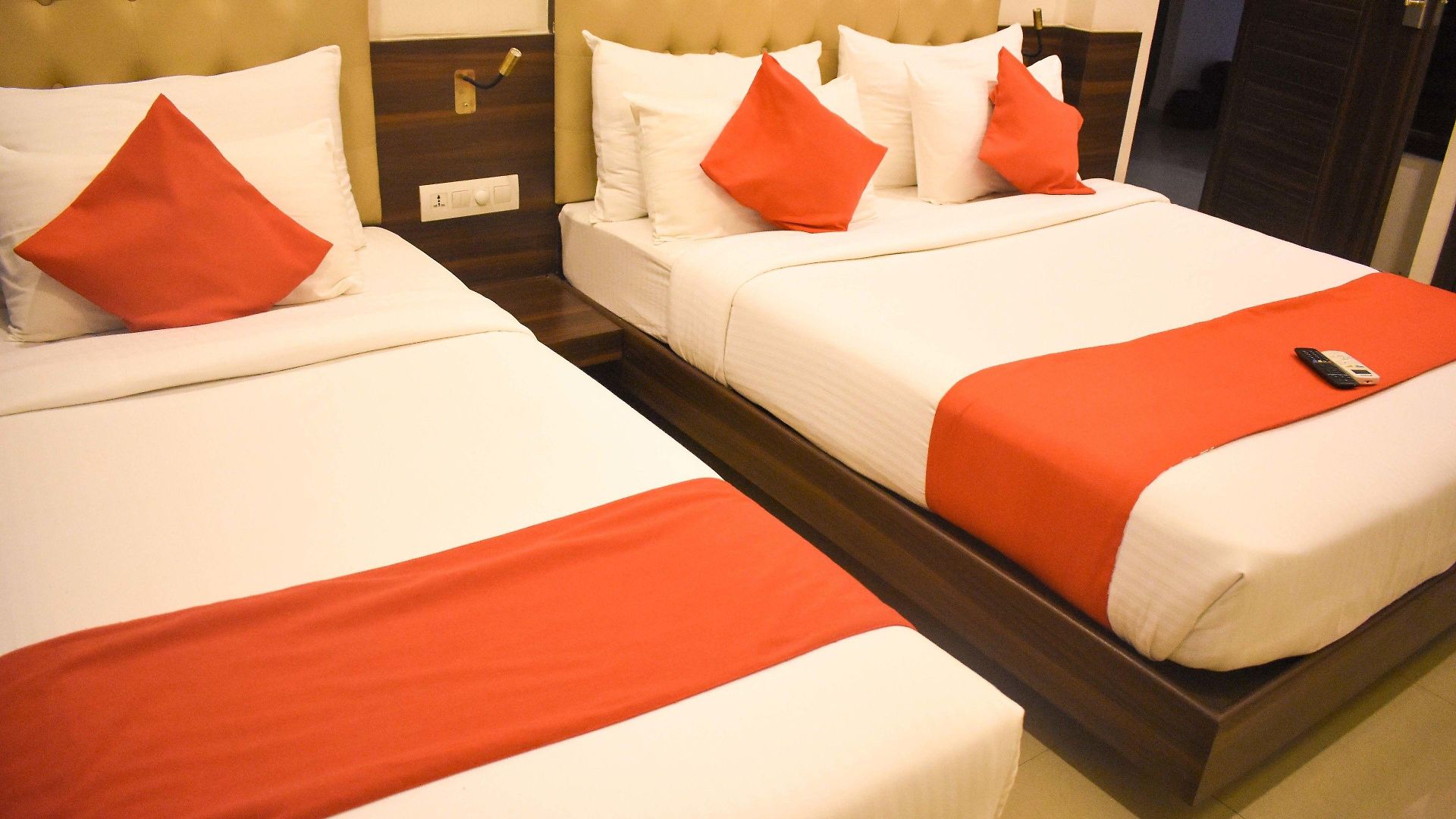 Hostel The Mumbai, International Airport *