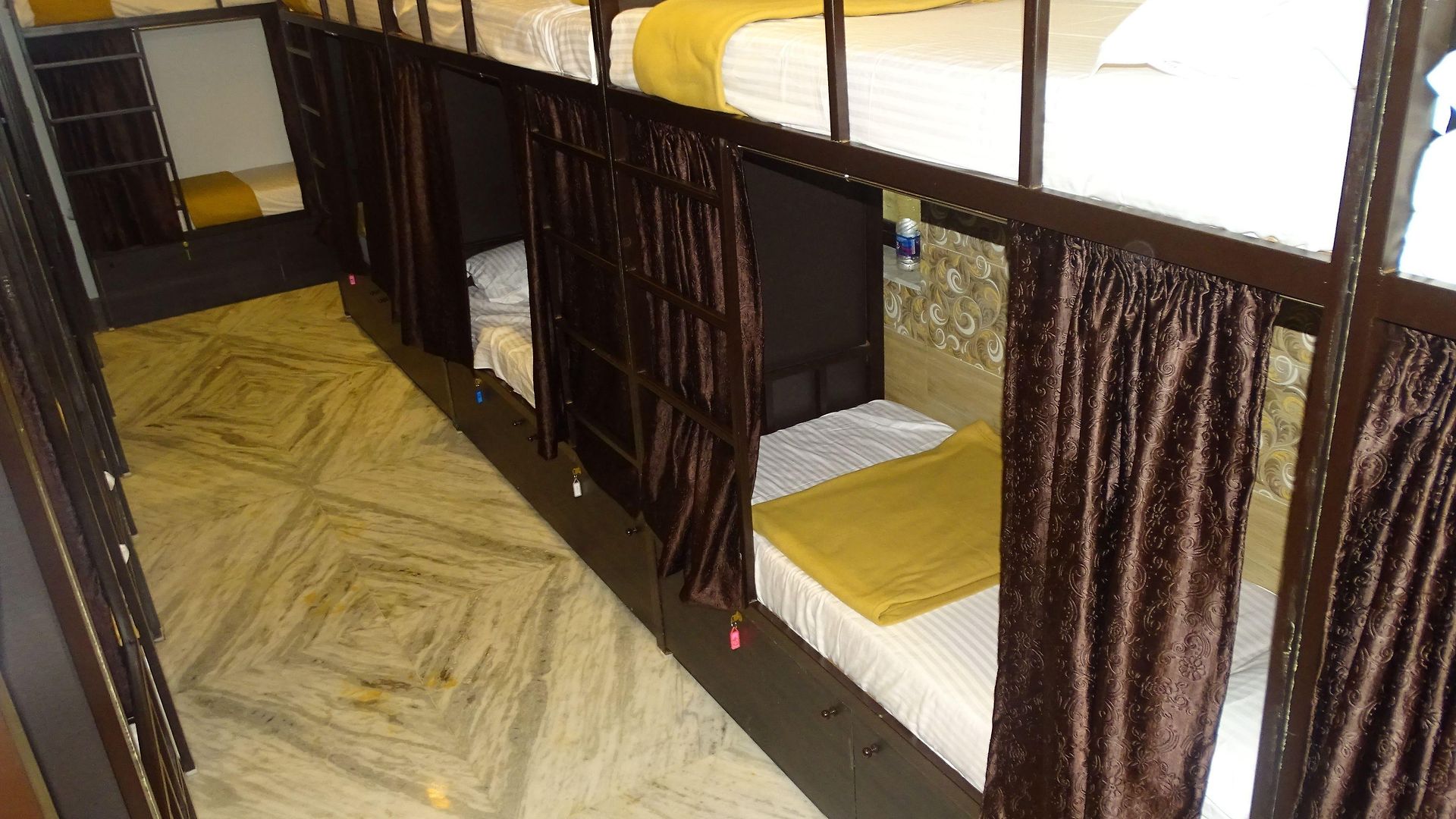 Hotel Sunshine Airport