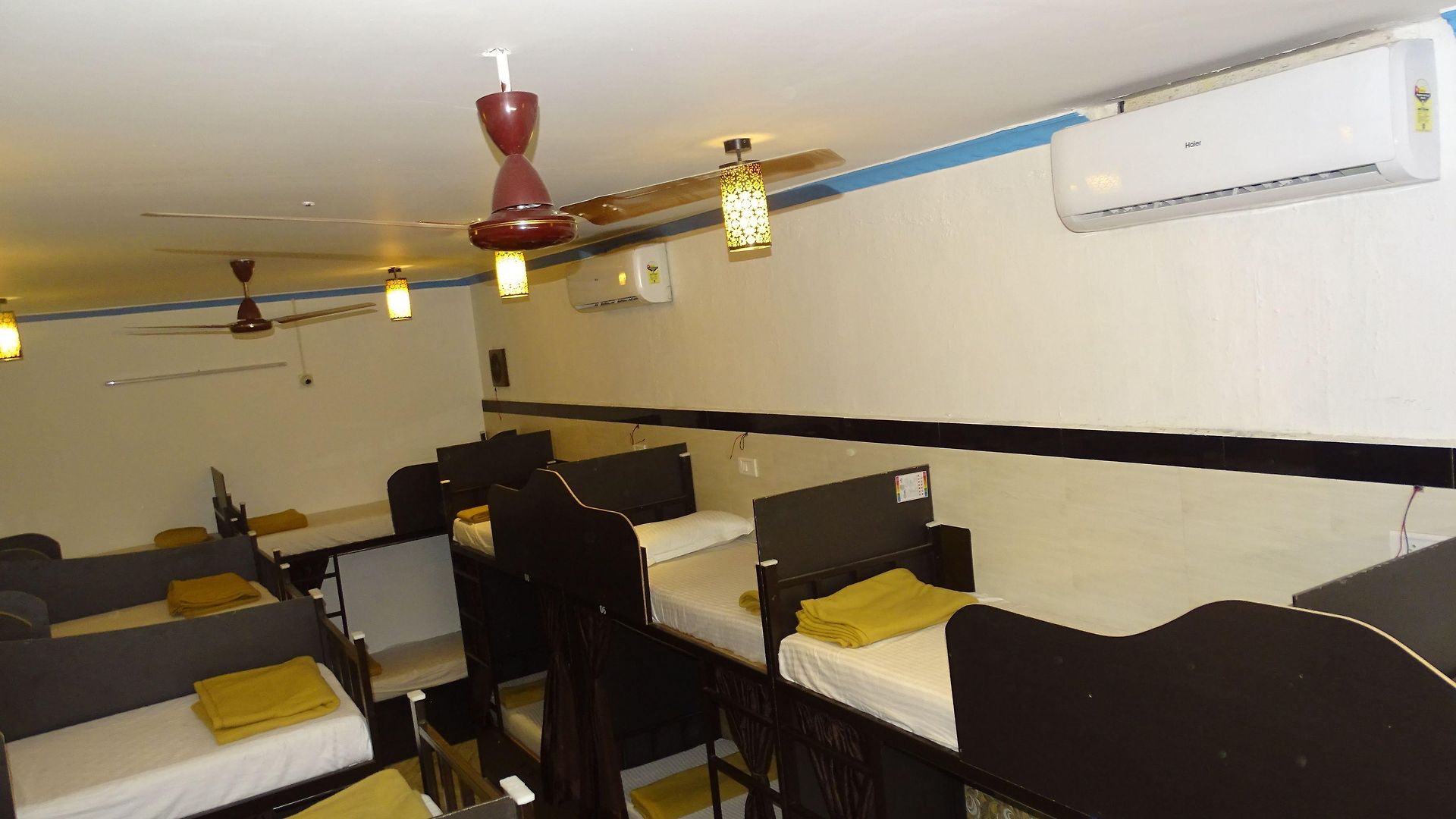 Sunshine Airport Hotel 3*