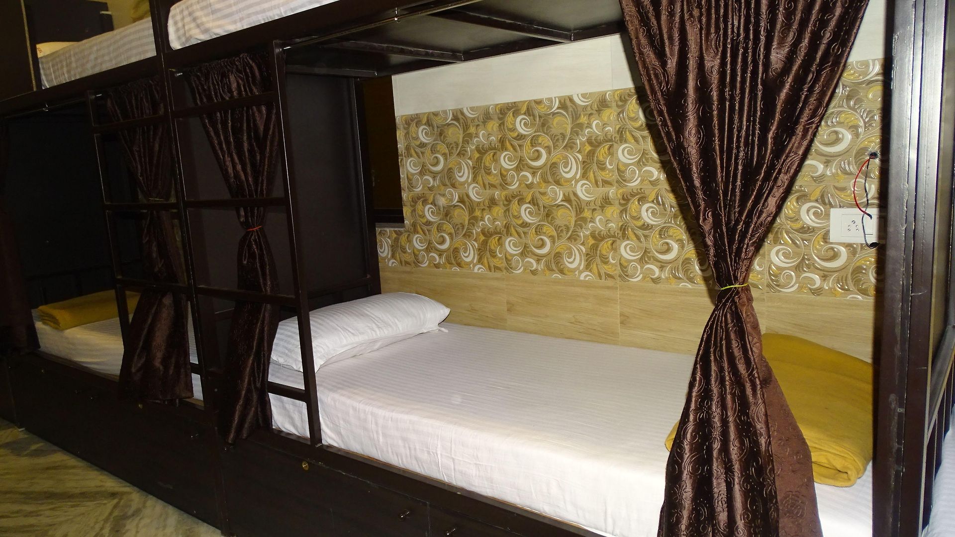 Hotel Sunshine Airport