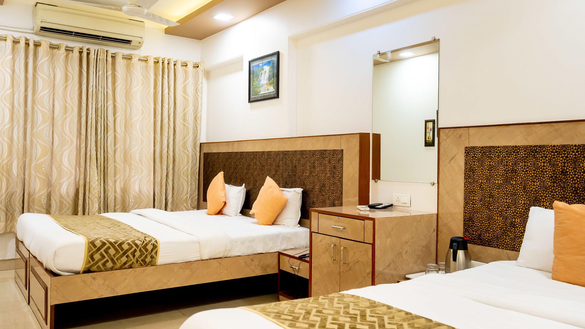 Mina International Hotel