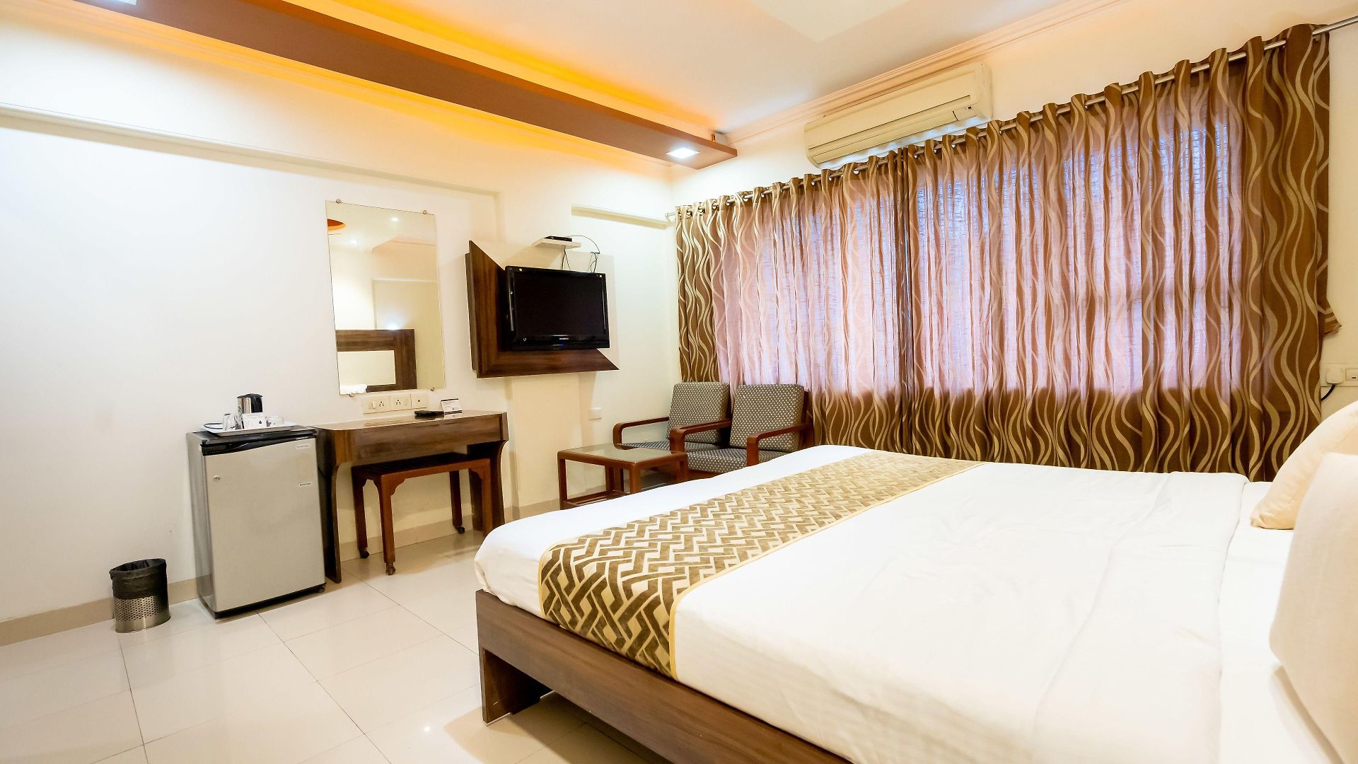Mina International Hotel Mumbai