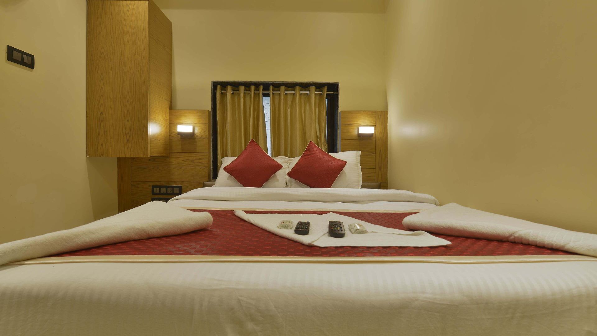 Hotel Residency Park Near Masjid Rly Station South