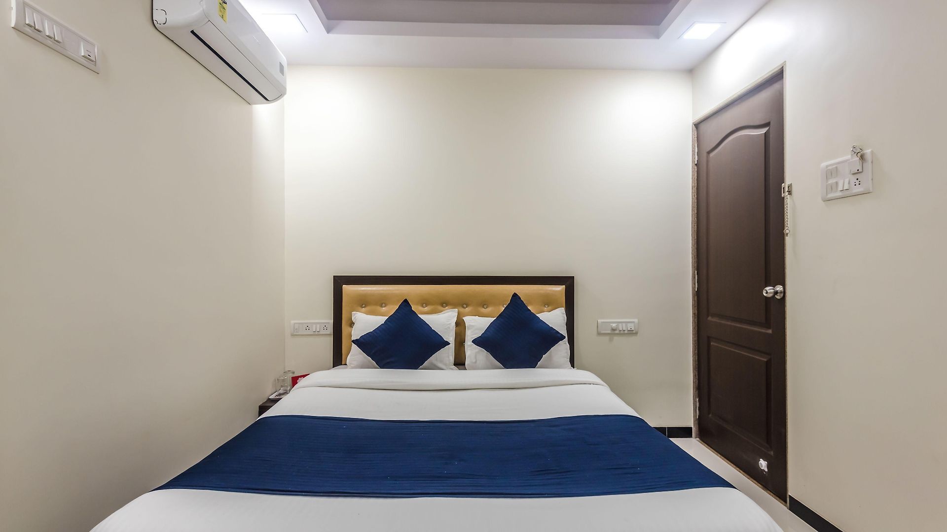 Zee Residency Hotel