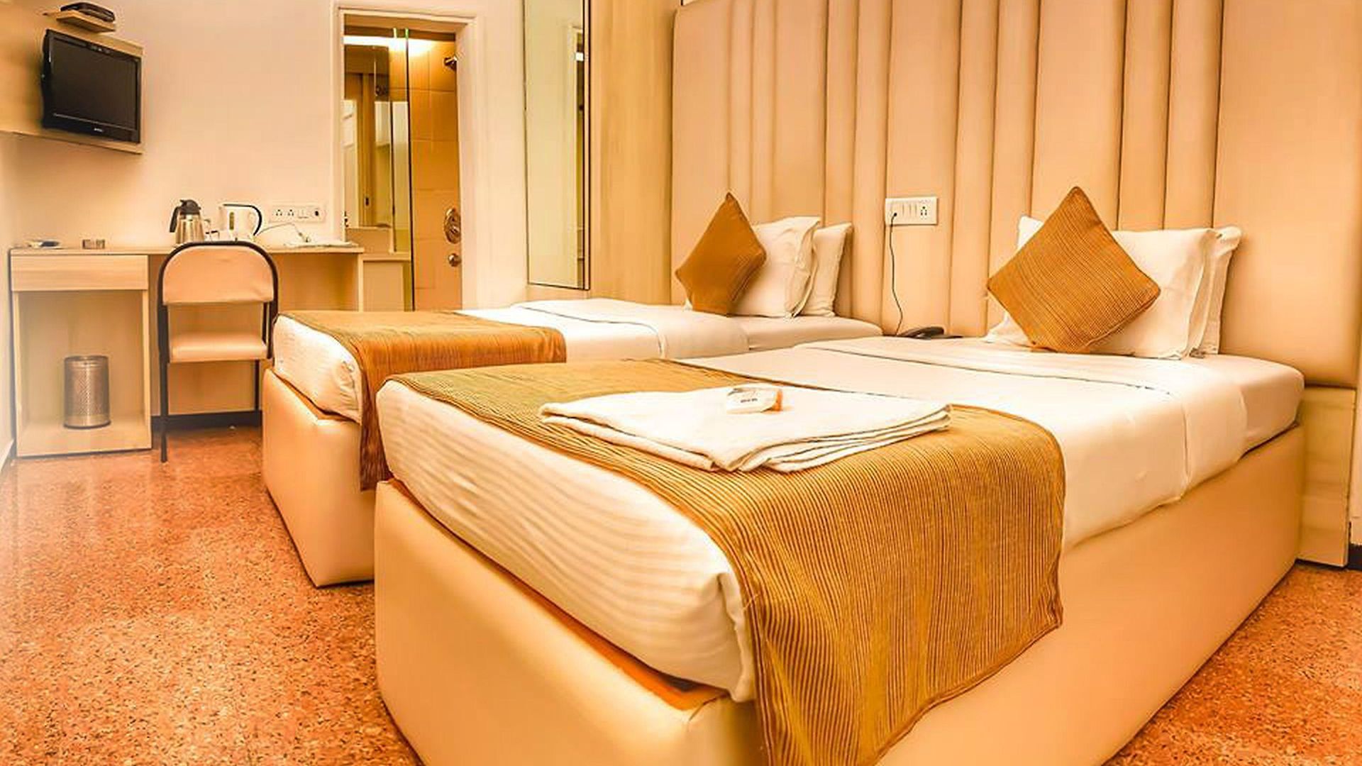 Hotel Samraj