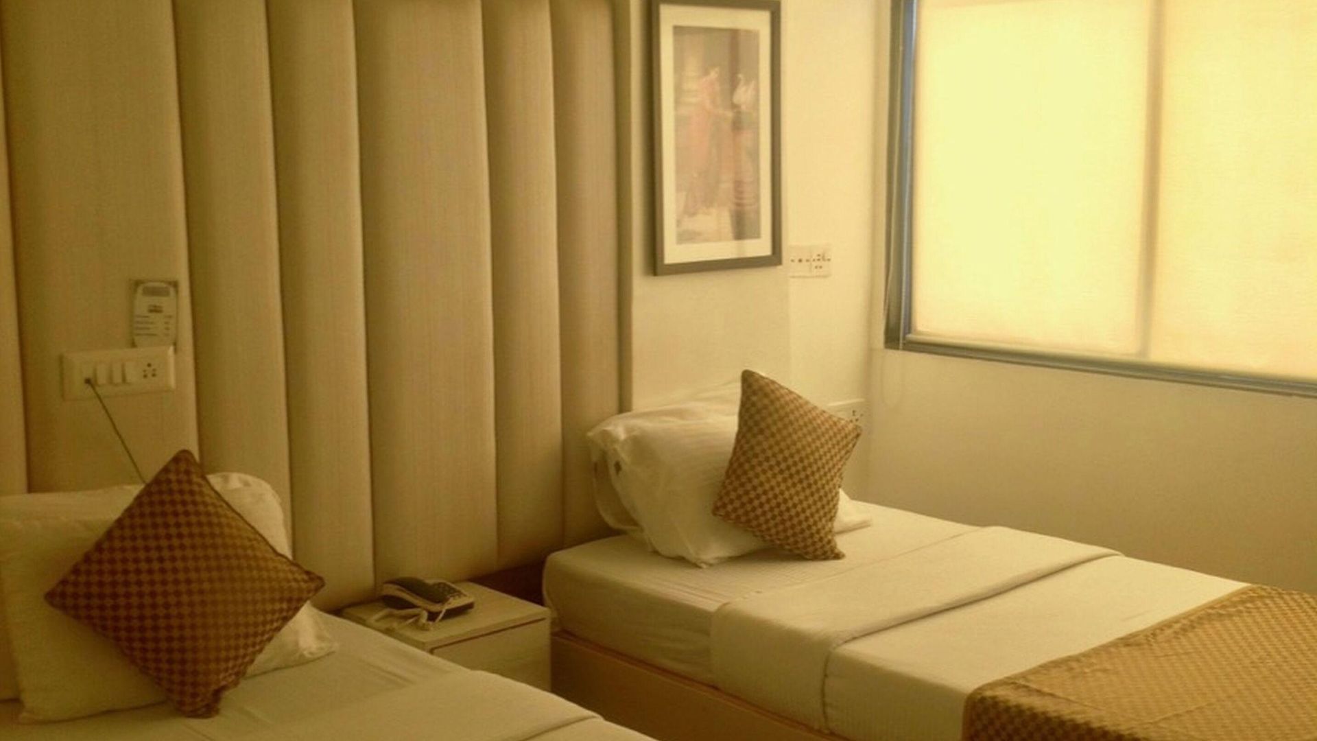 Hotel Samraj 3*