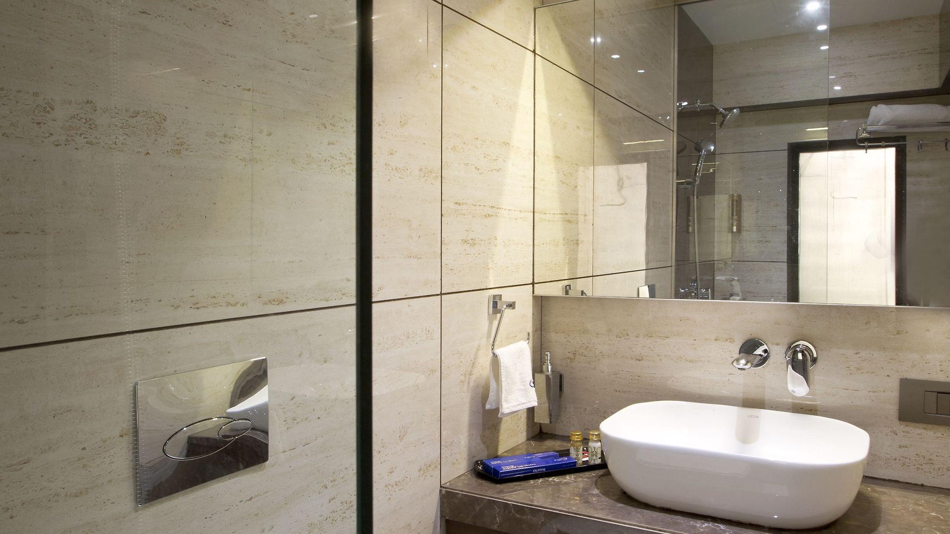 Planet Boutique Hotel 3*