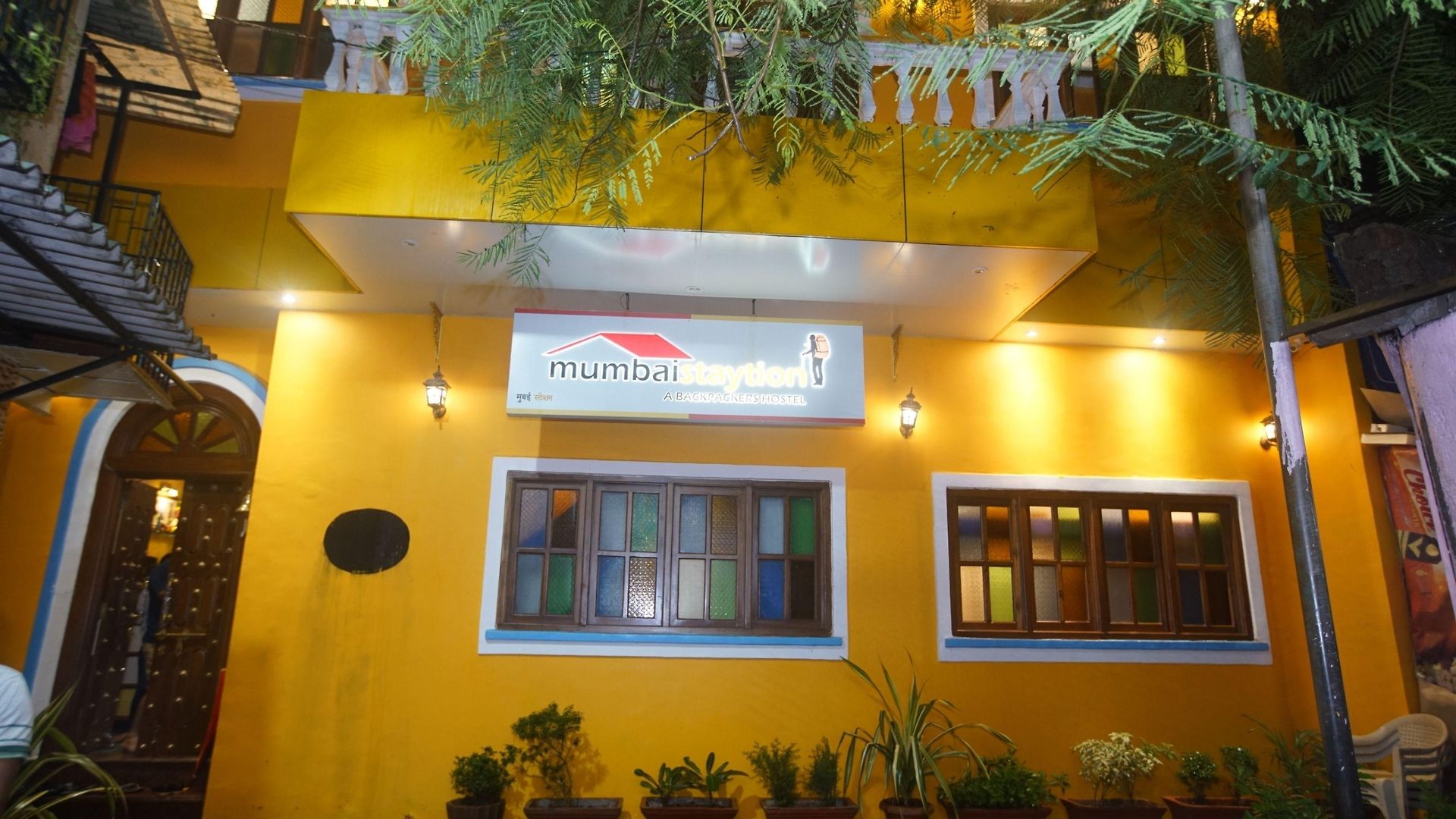 Staytion Dorm- A Backpackers * Mumbai