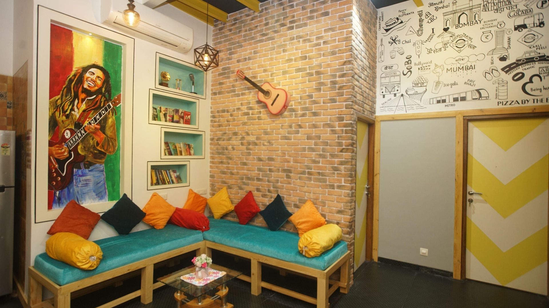 Hostel Staytion Dorm- A Backpackers Mumbai