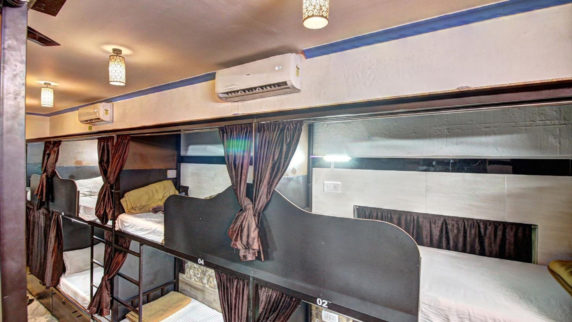 Hostel Sunshine Backpackers Airport