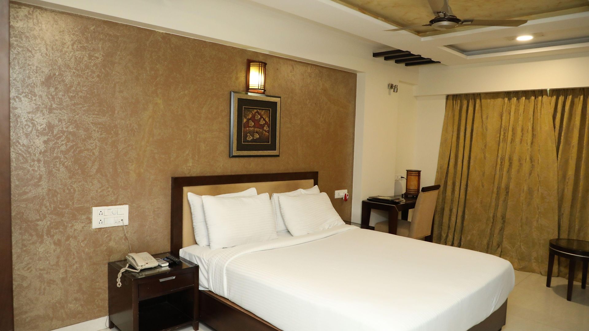 Hotel Anantha Exectuive Mumbai