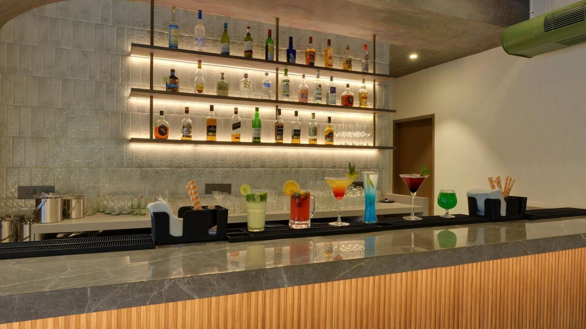 Hotel Galaxy Beacon Hotel, Santacruz ,mumbai 4*