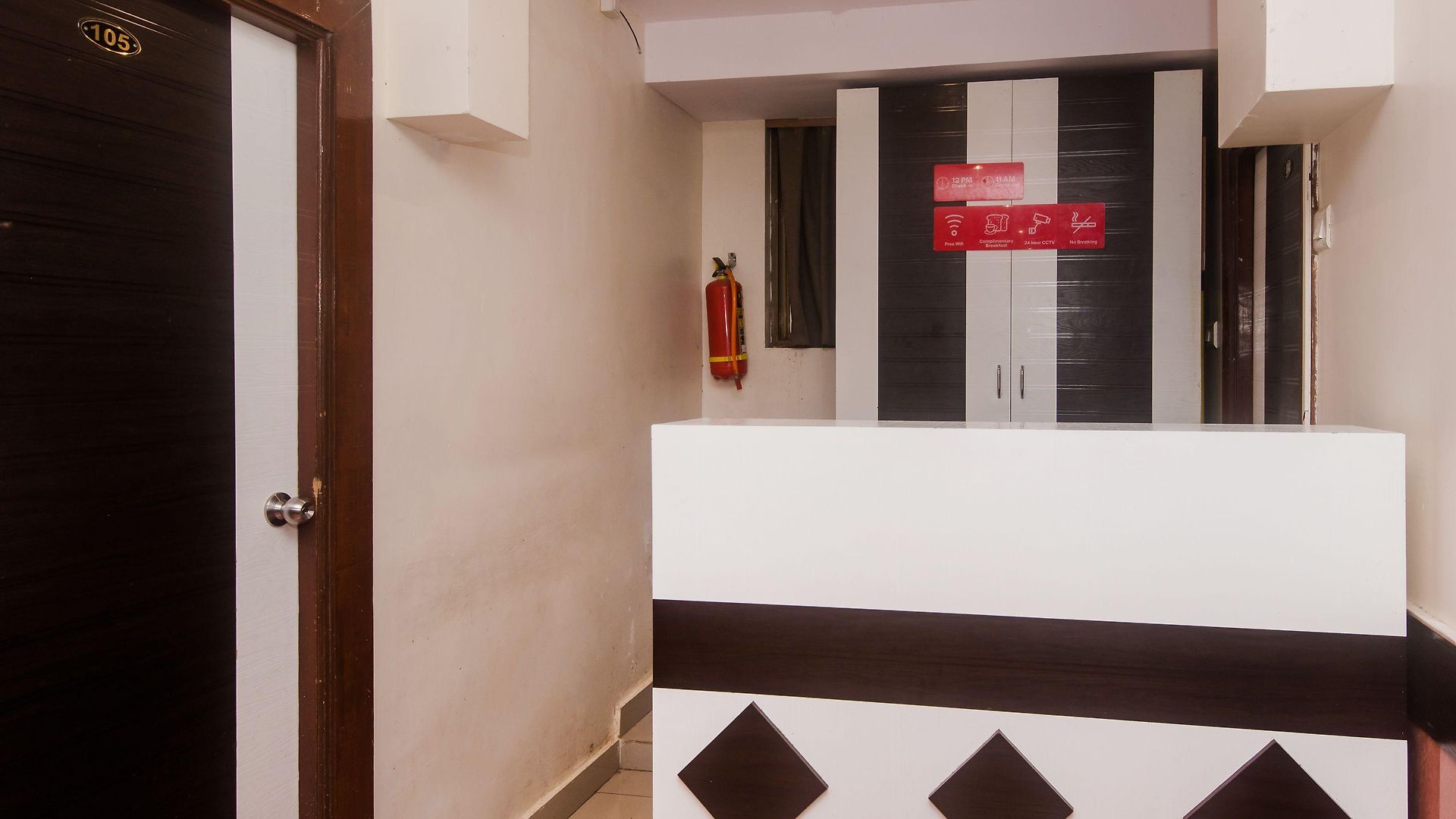 Hotel Oyo 22039 Bkc Grand 3*