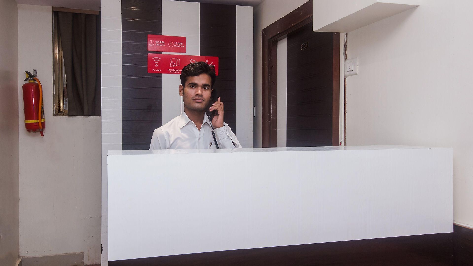 Oyo 22039 Bkc Grand Hotel 3*