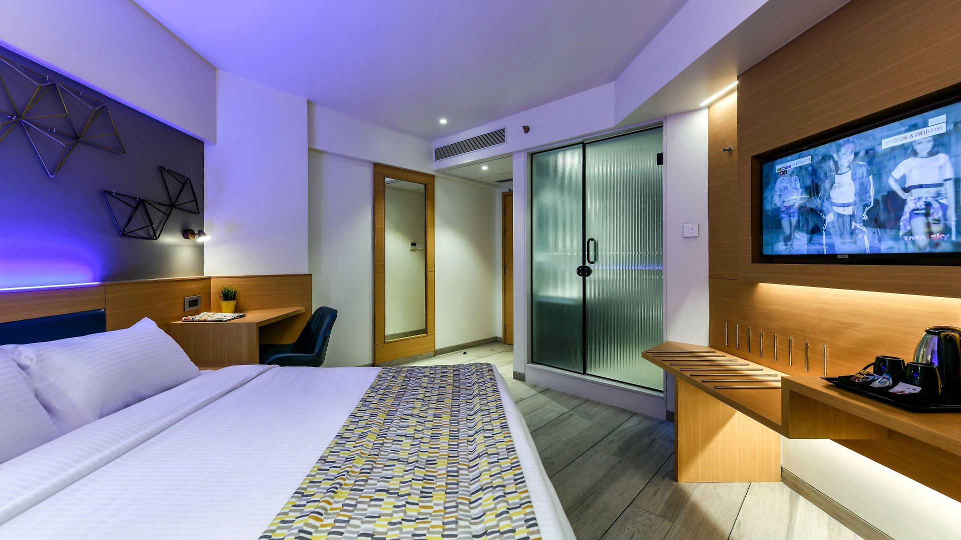 Hotel Indie Stays, Bkc