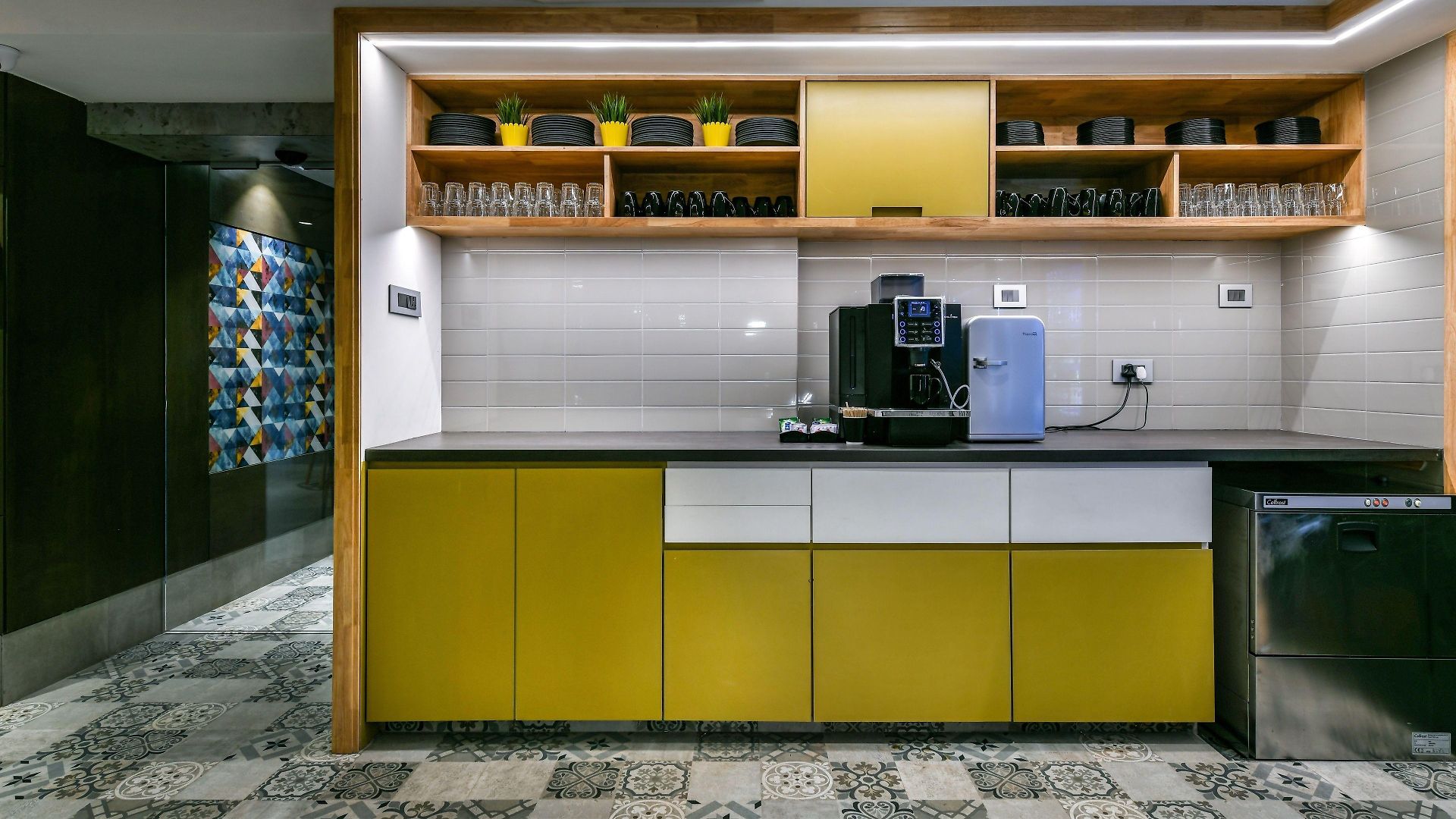 Hotel Indie Stays, Bkc Mumbai