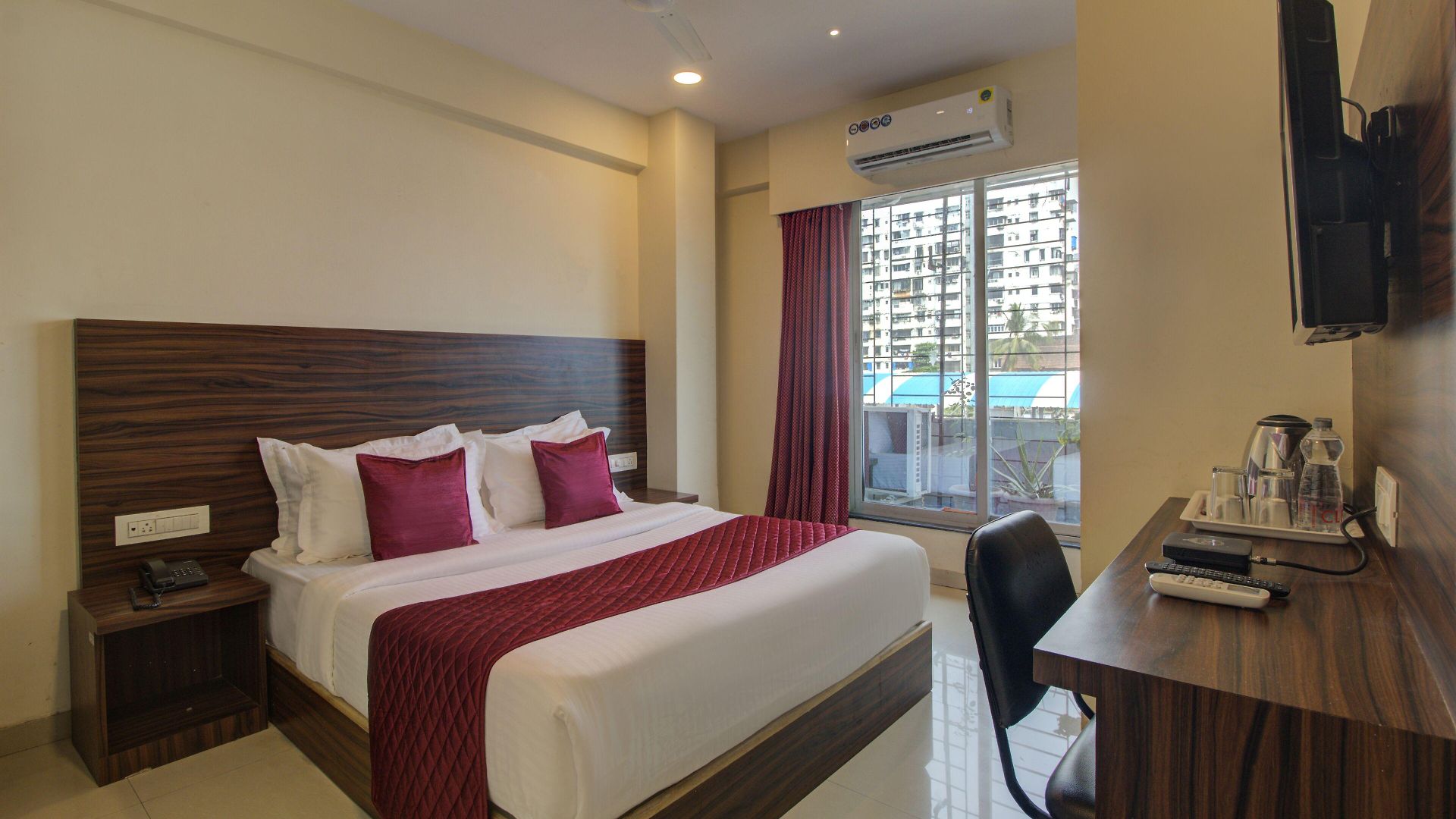 Malad Opposite Malad Railway Station Hotel Mumbai