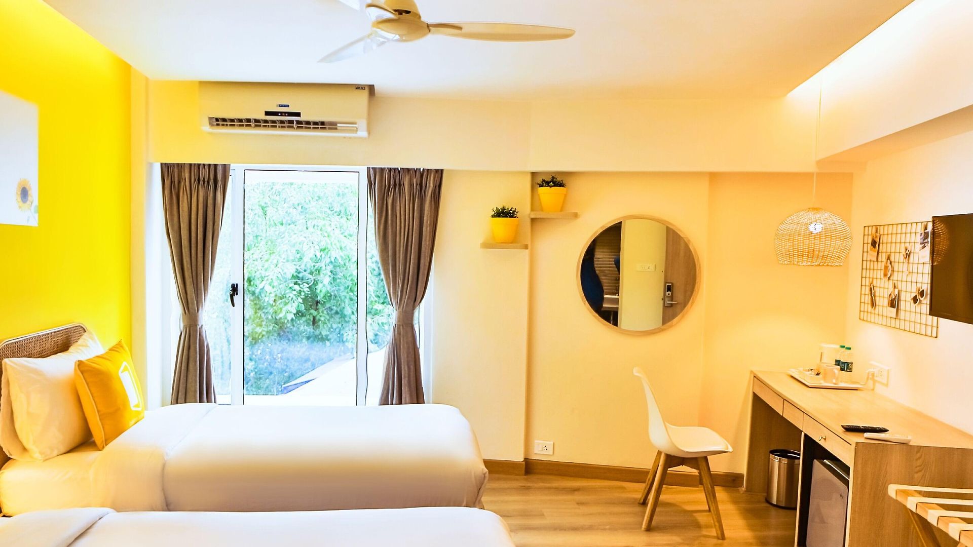 Bloom - Juhu Mumbai