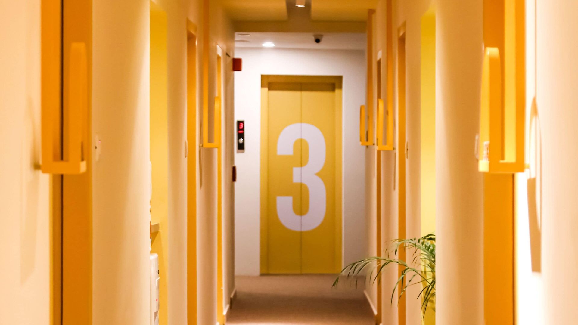 Hotel Bloom - Juhu