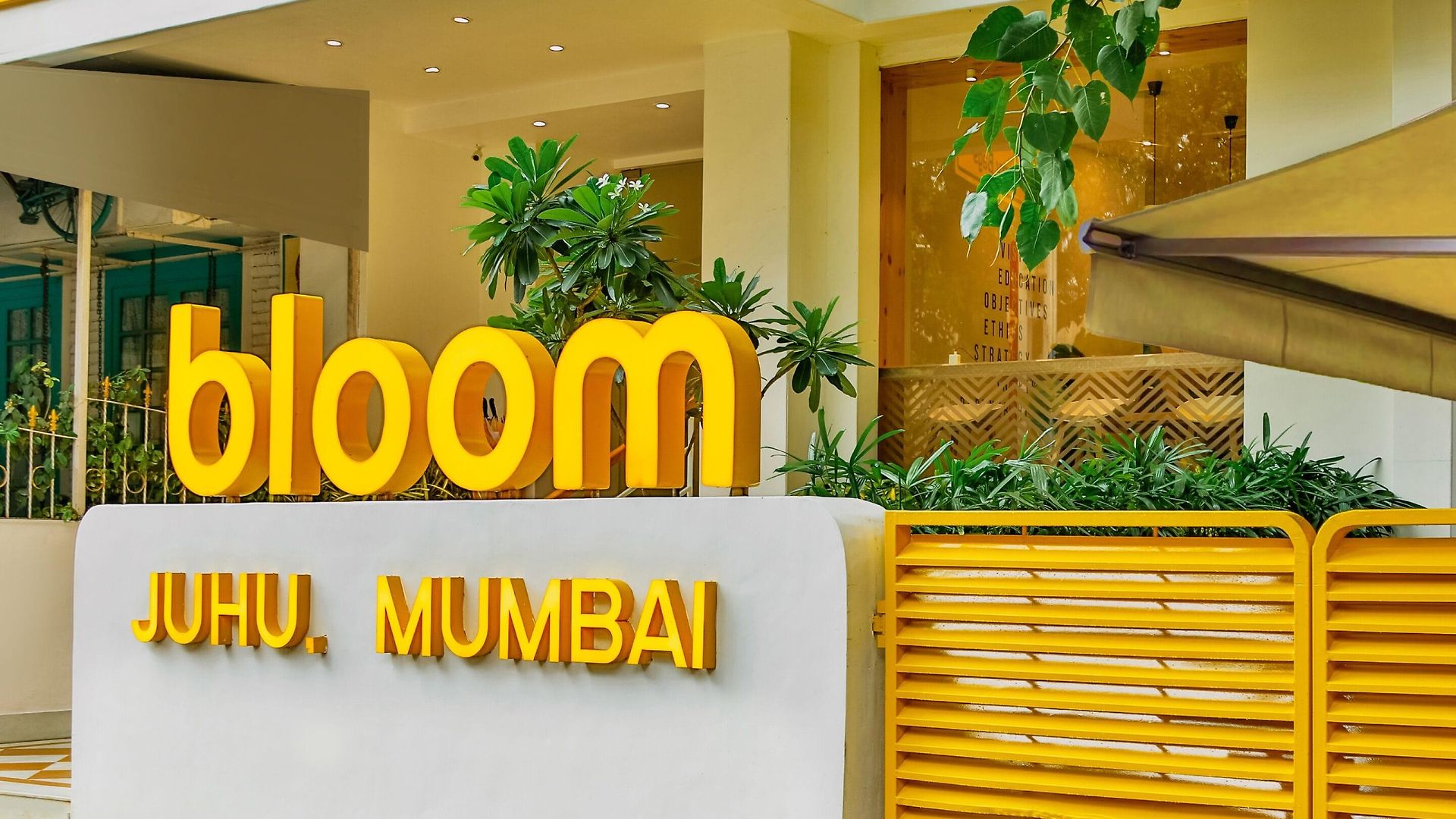 Hotel Bloom - Juhu