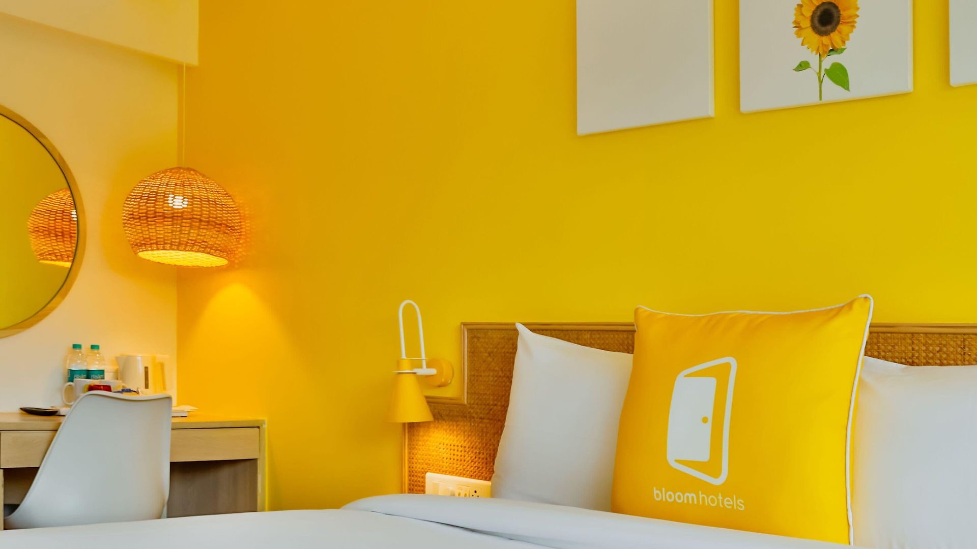 Hotel Bloom - Juhu