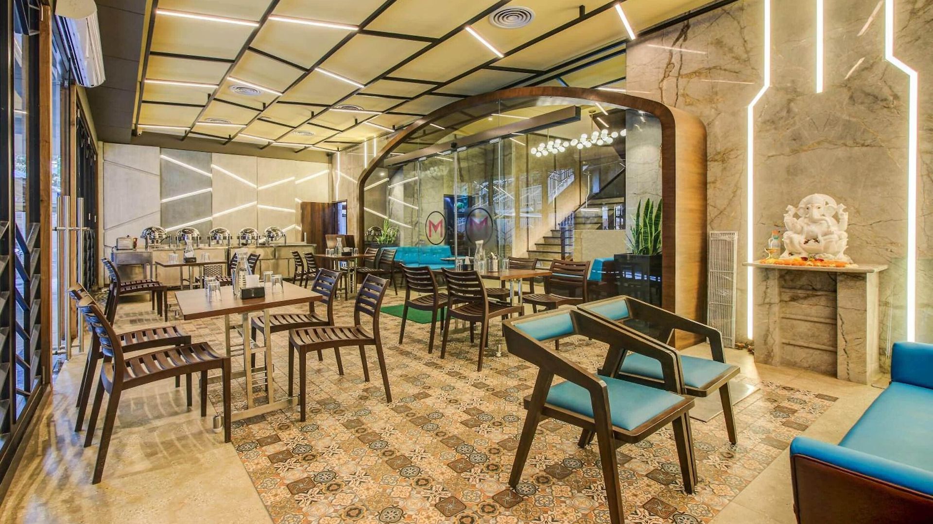Metropole 3* Mumbai