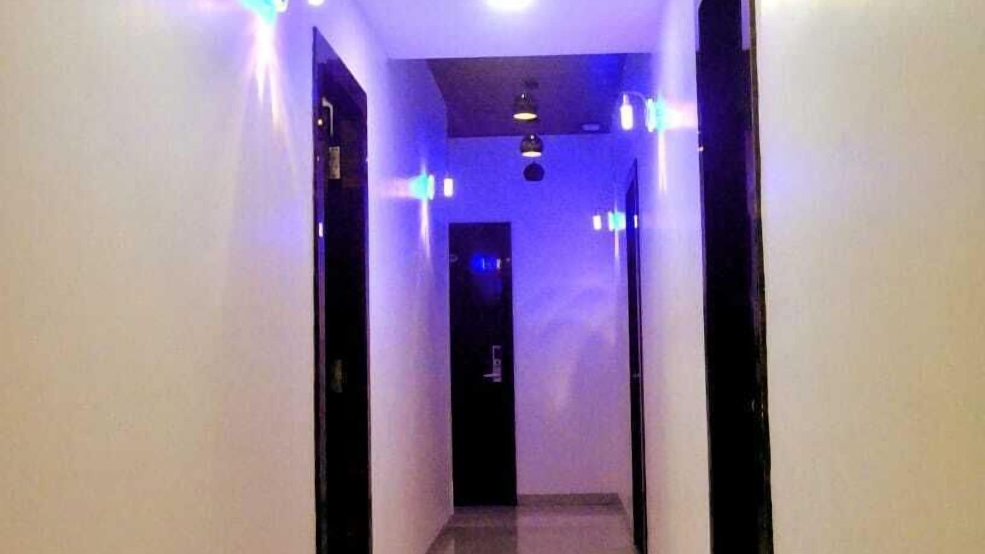 The Hotel 2*