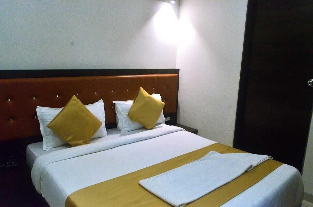 The Hotel 2*